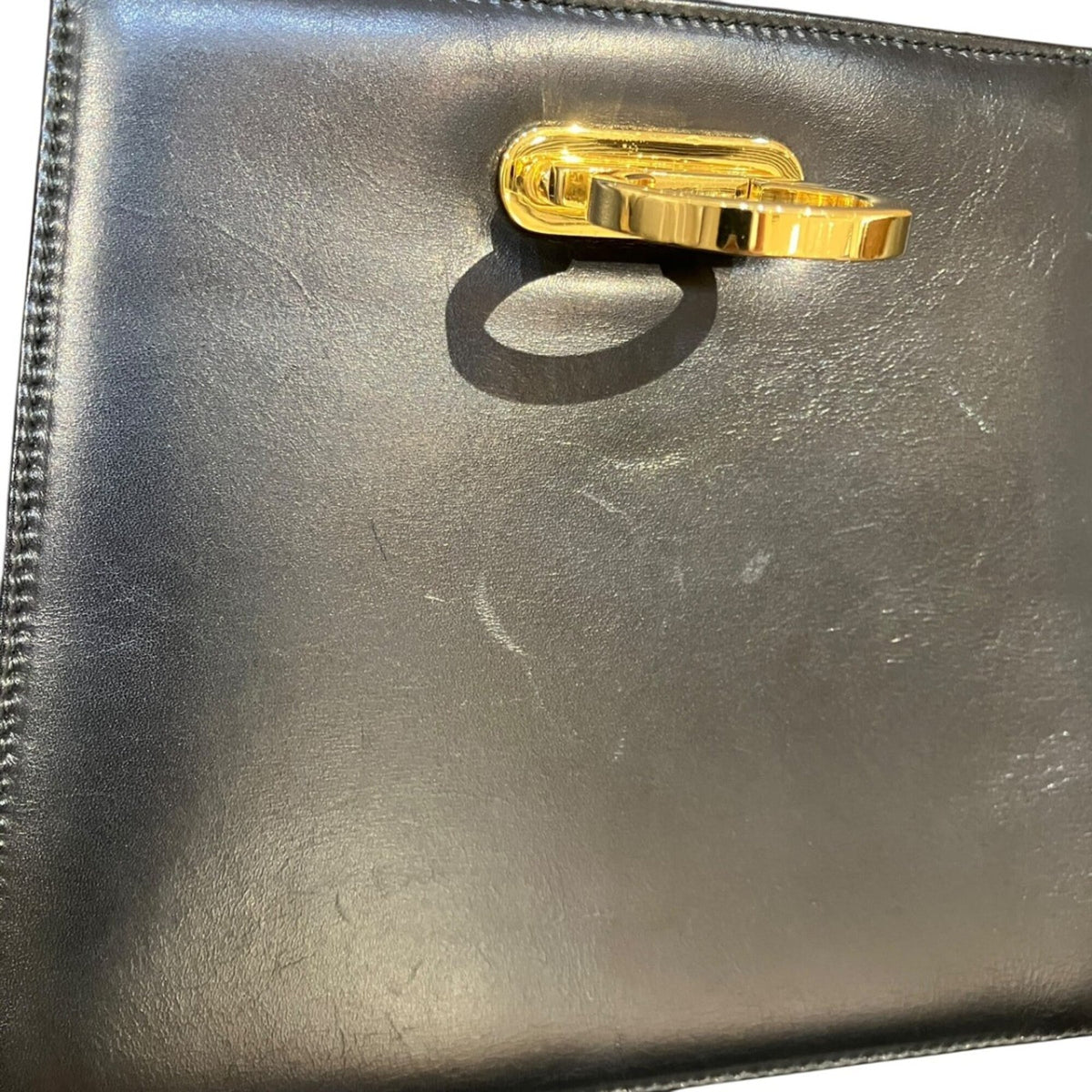 Salvatore Ferragamo Gancini Black Leather Handbag (Pre-Owned)
