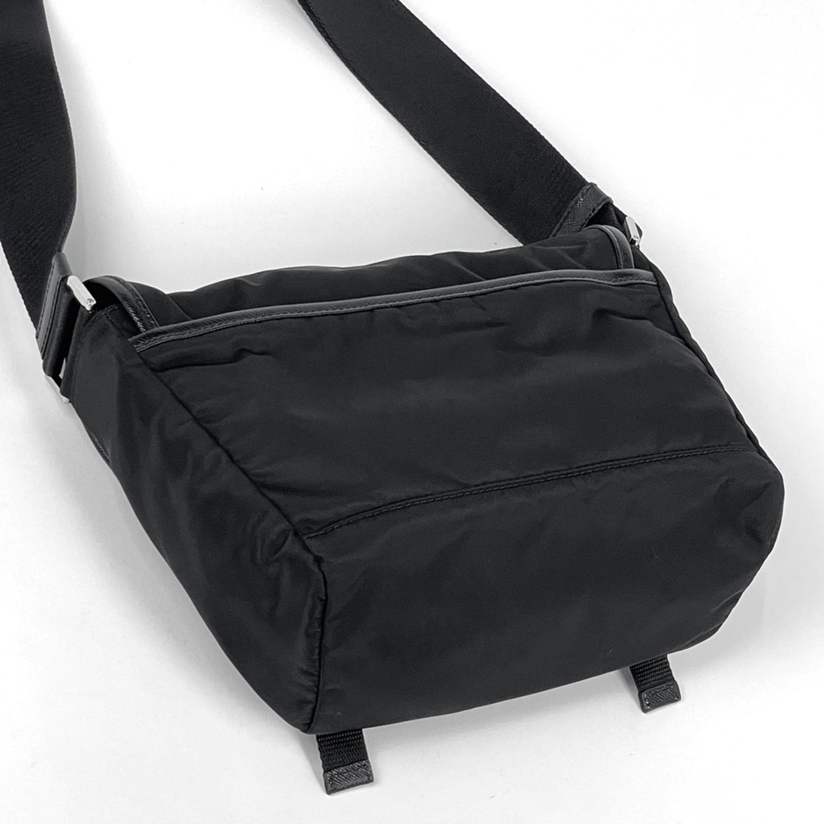 Prada Black Nylon Leather Shoulder Bag (Pre-Owned)