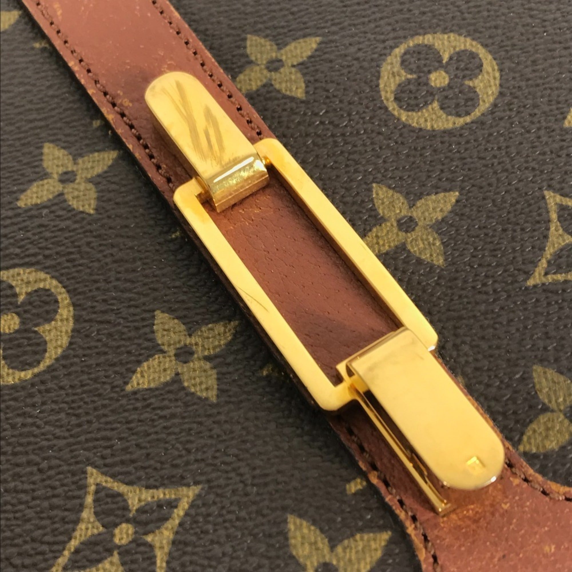 Louis Vuitton Brown Monogram Canvas Pochette Shoulder Bag (Pre-Owned)