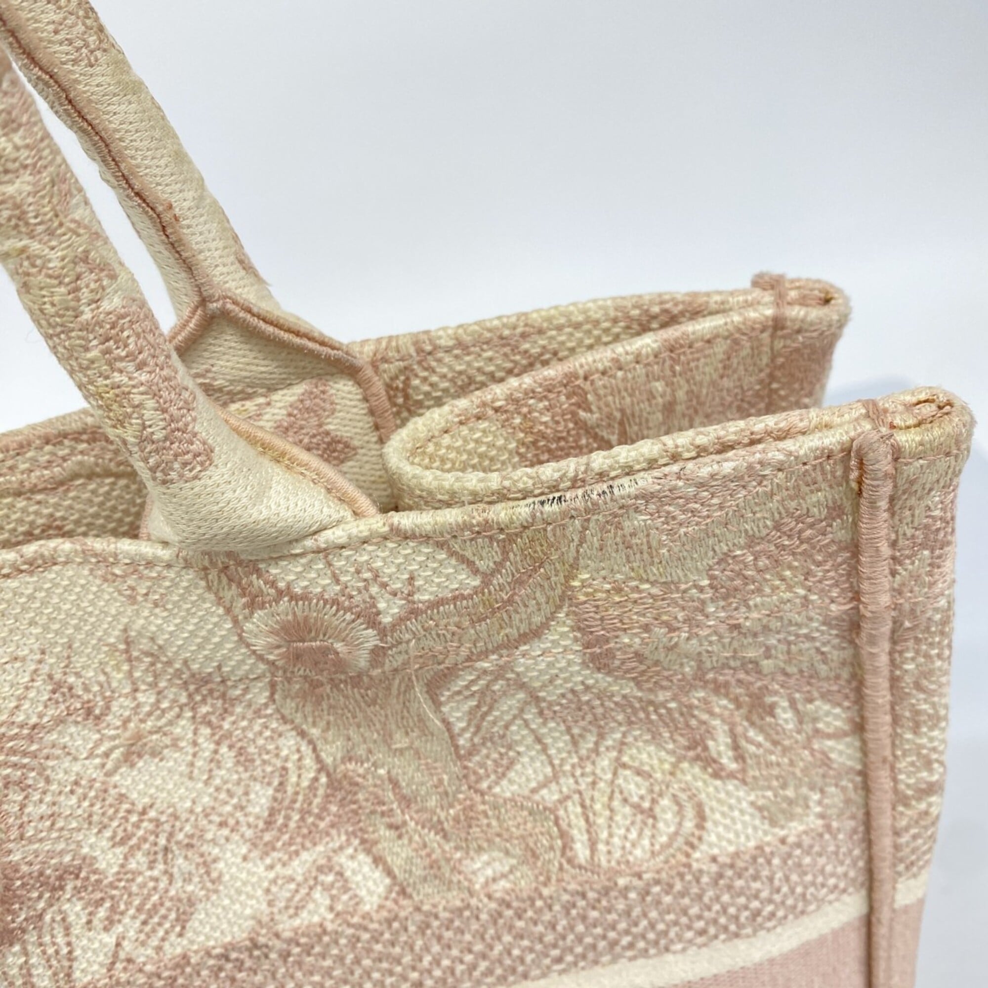 Christian Dior Pink White Canvas Tote Bag (Pre-Owned)