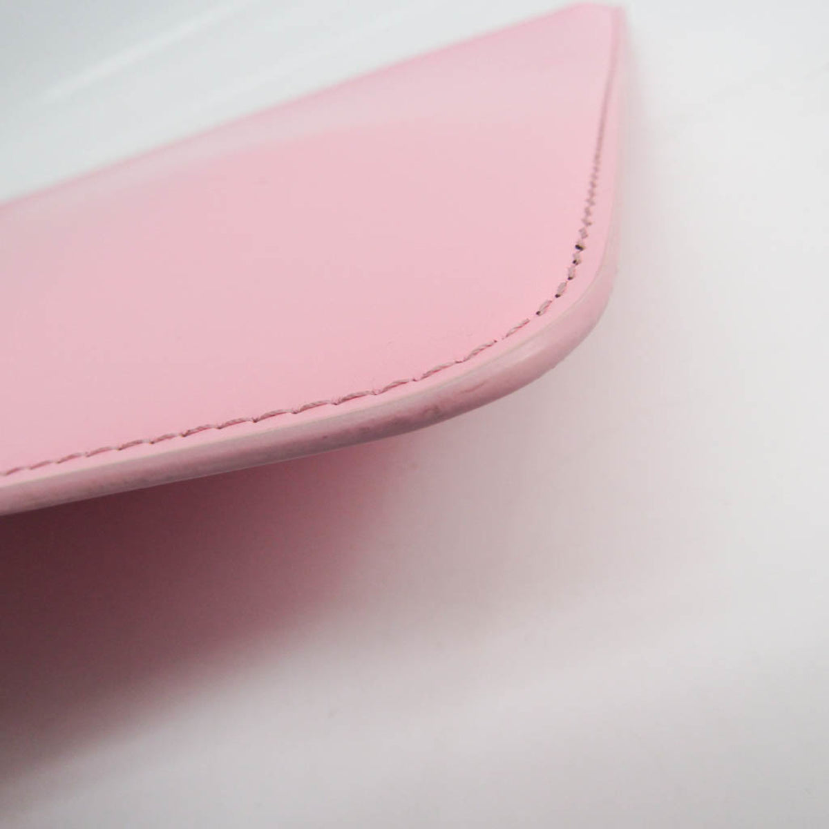 Givenchy Pink Leather Clutch Bag (Pre-Owned)