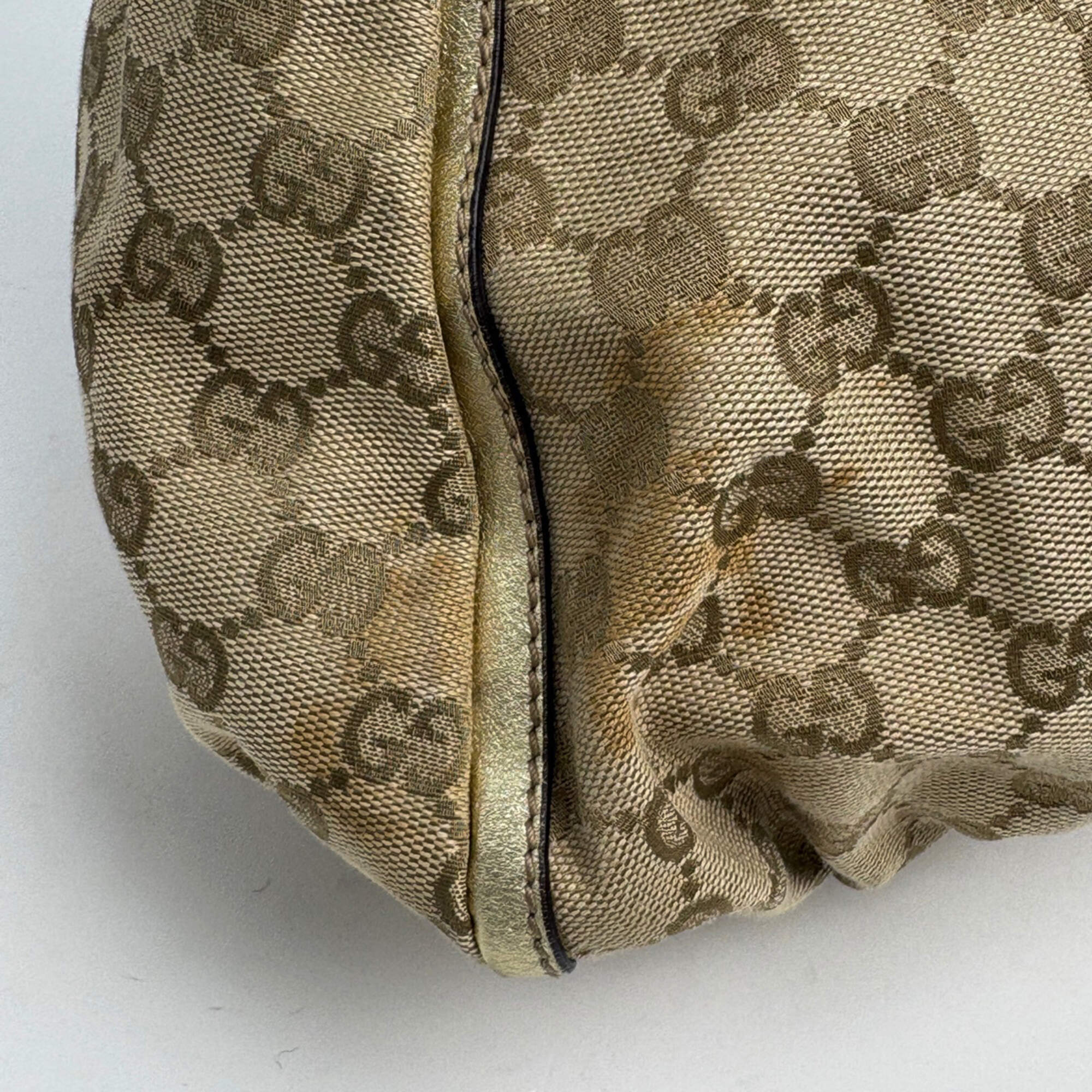 Gucci Beige Gg Canvas Leather Shoulder Bag (Pre-Owned)