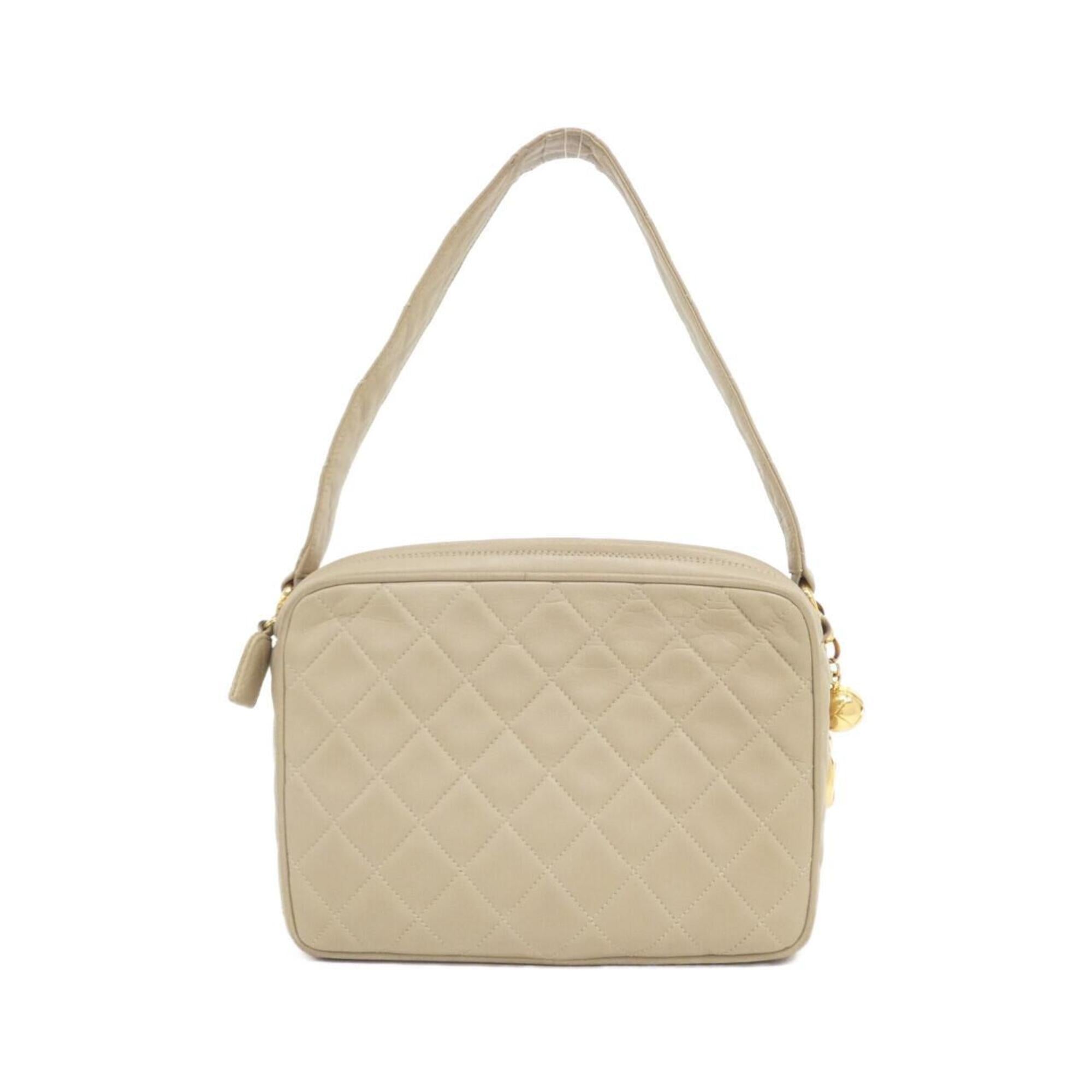 Chanel Beige Leather Handbag (Pre-Owned)