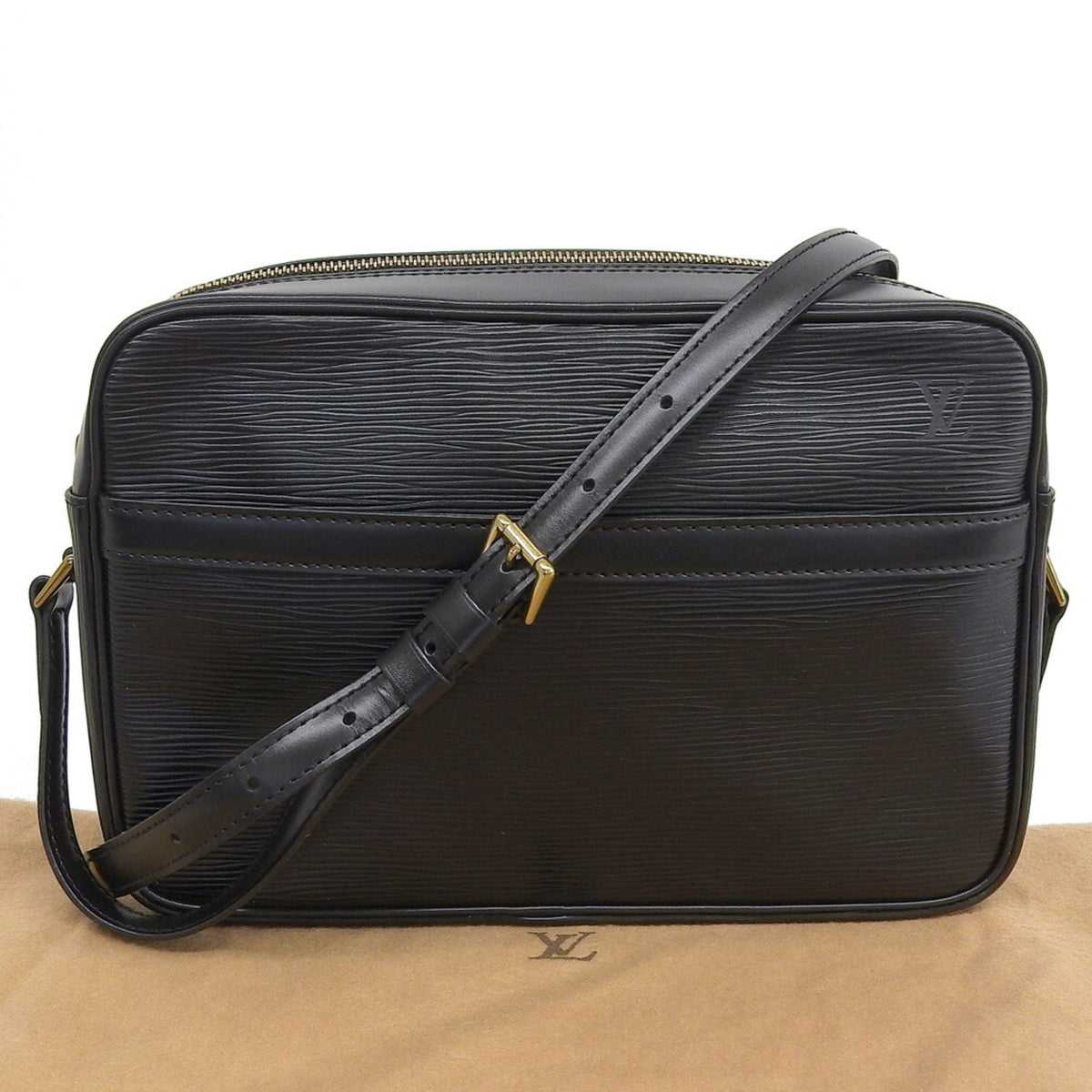 Louis Vuitton Black Noir Epi Leather Shoulder Bag (Pre-Owned)