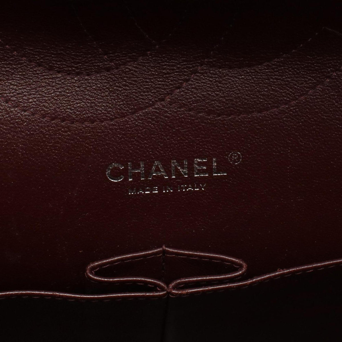 Chanel Black Grained Calfskin Handbag Shoulder Bag (Pre-Owned)