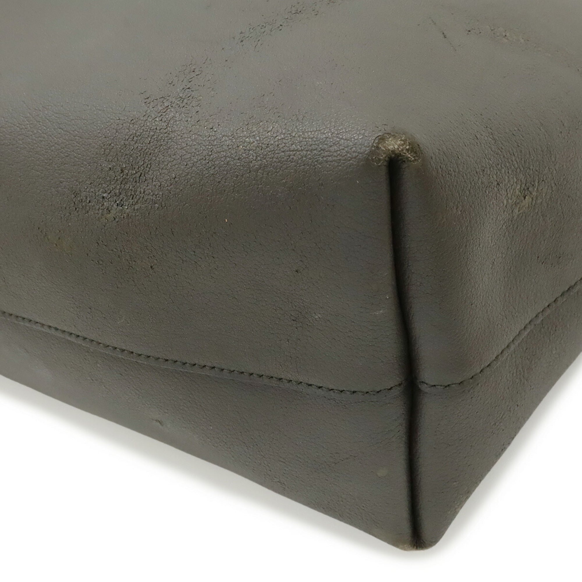 Yves Saint Laurent Gray Leather Shoulder Bag (Pre-Owned)