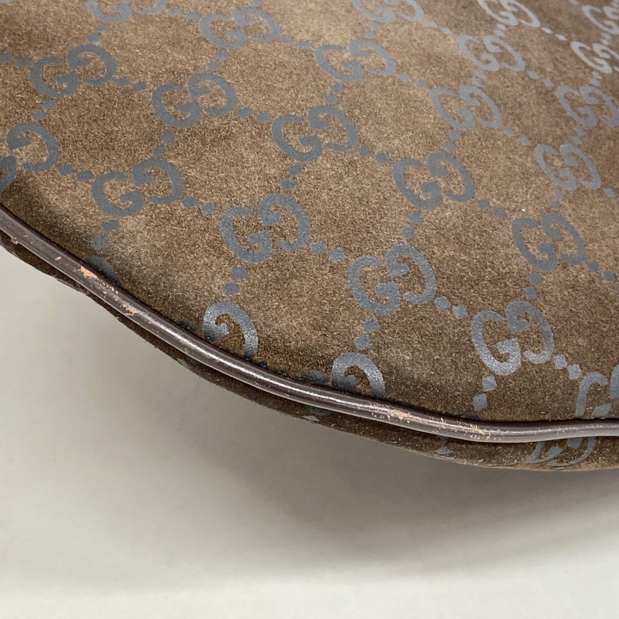 Gucci Brown Suede Shoulder Bag (Pre-Owned)