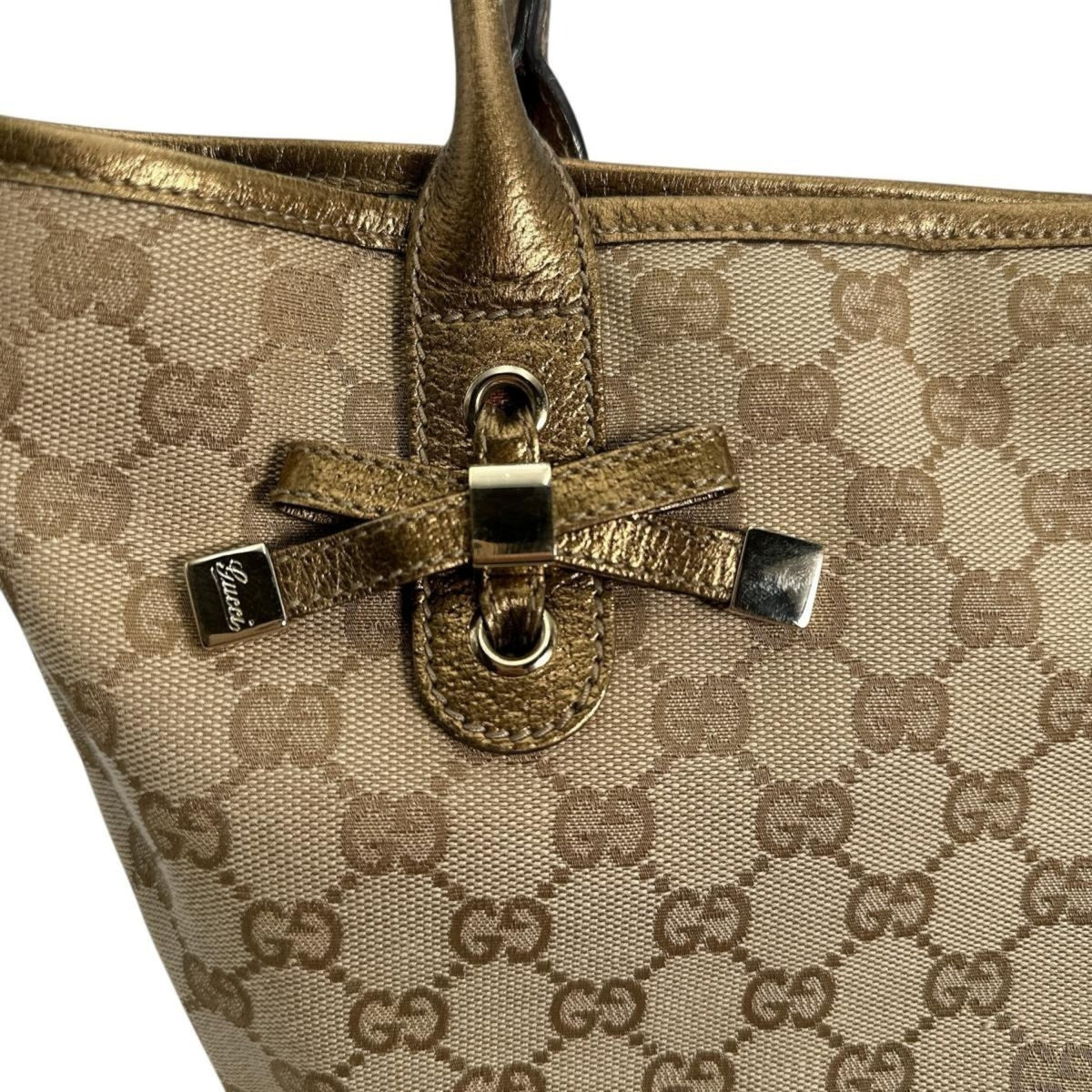 Gucci Beige Gg Canvas Handbag Tote Bag (Pre-Owned)