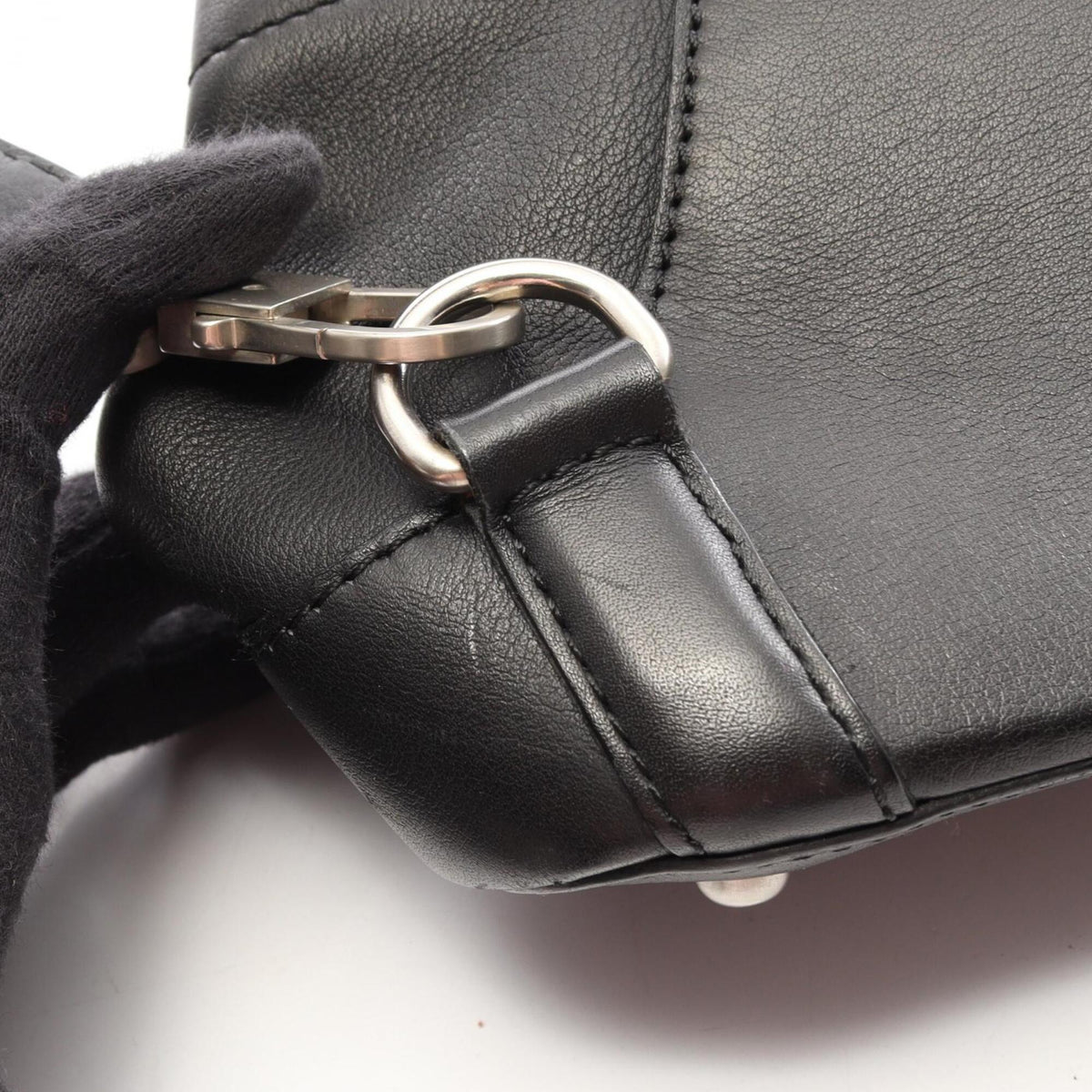 Loewe Black Leather Handbag Sling Bag (Pre-Owned)