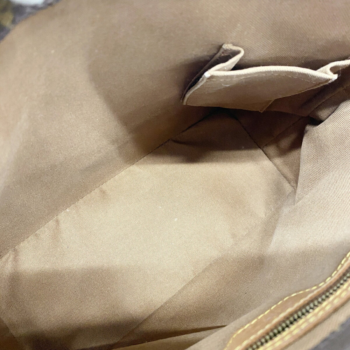 Louis Vuitton Brown Tote Bag (Pre-Owned)