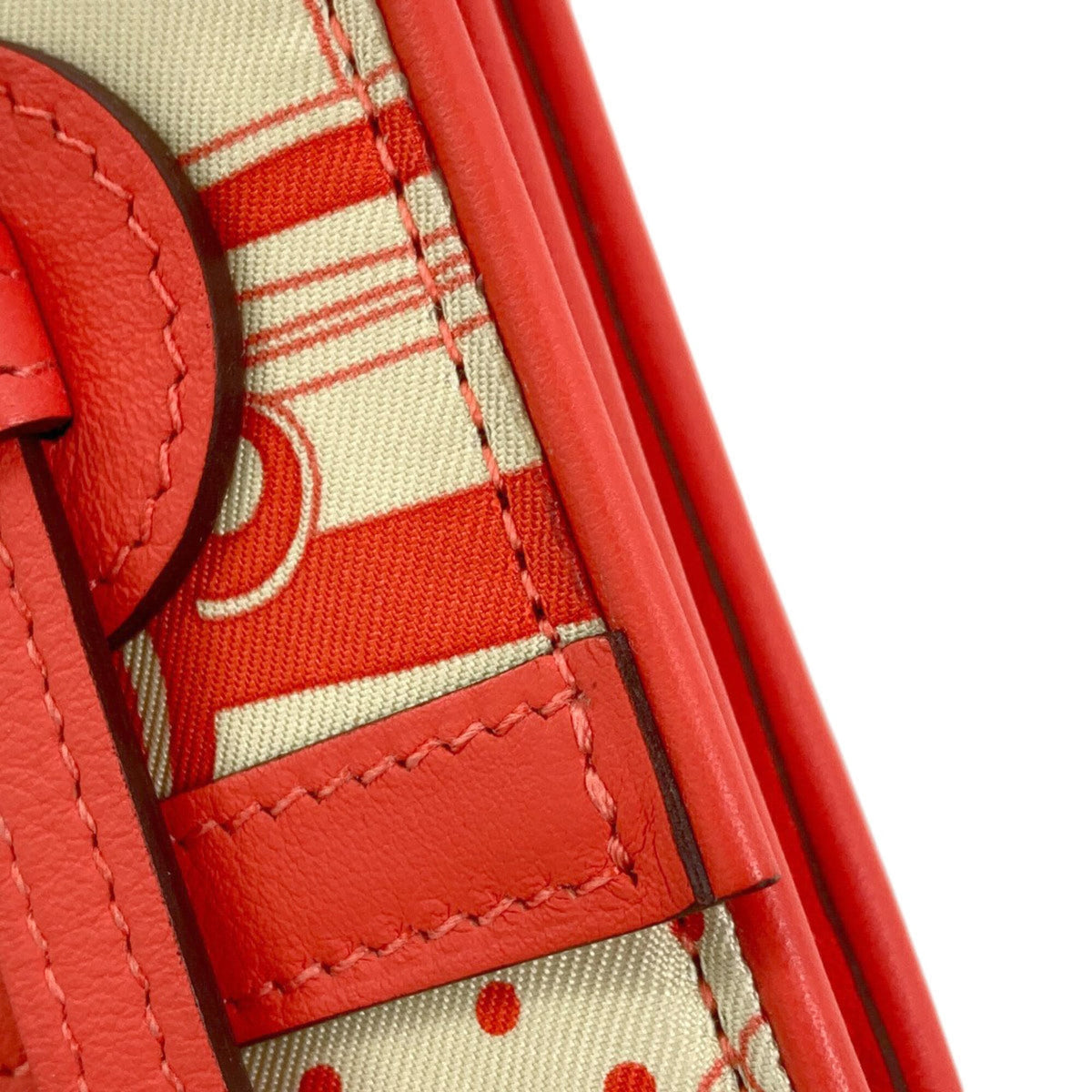Hermes Beige Red Color Silk Wallet (Bi-Fold) (Pre-Owned)