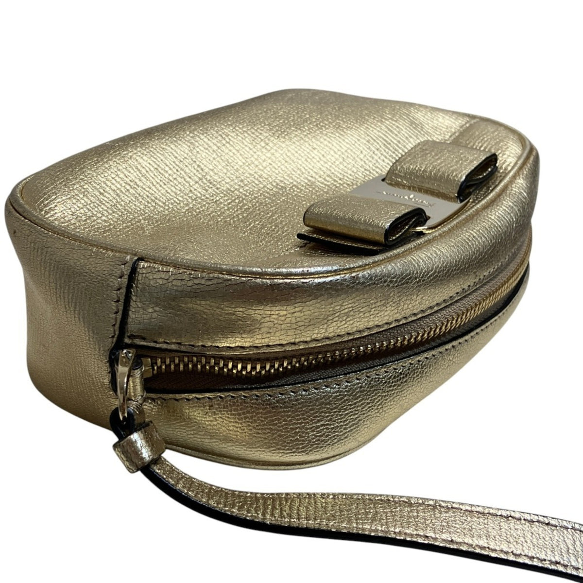 Salvatore Ferragamo Gold Shoulder Bag (Pre-Owned)