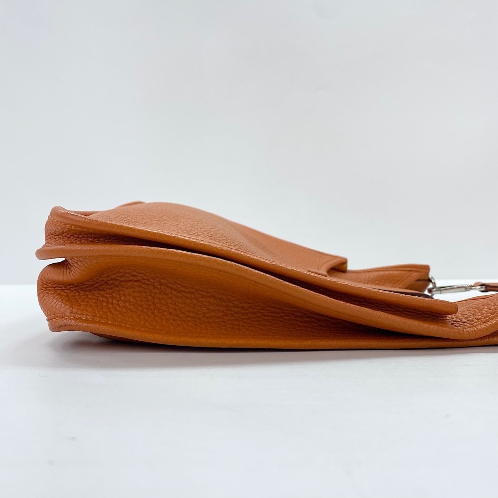 Hermes Evelyne Orange Shoulder Bag (Pre-Owned)