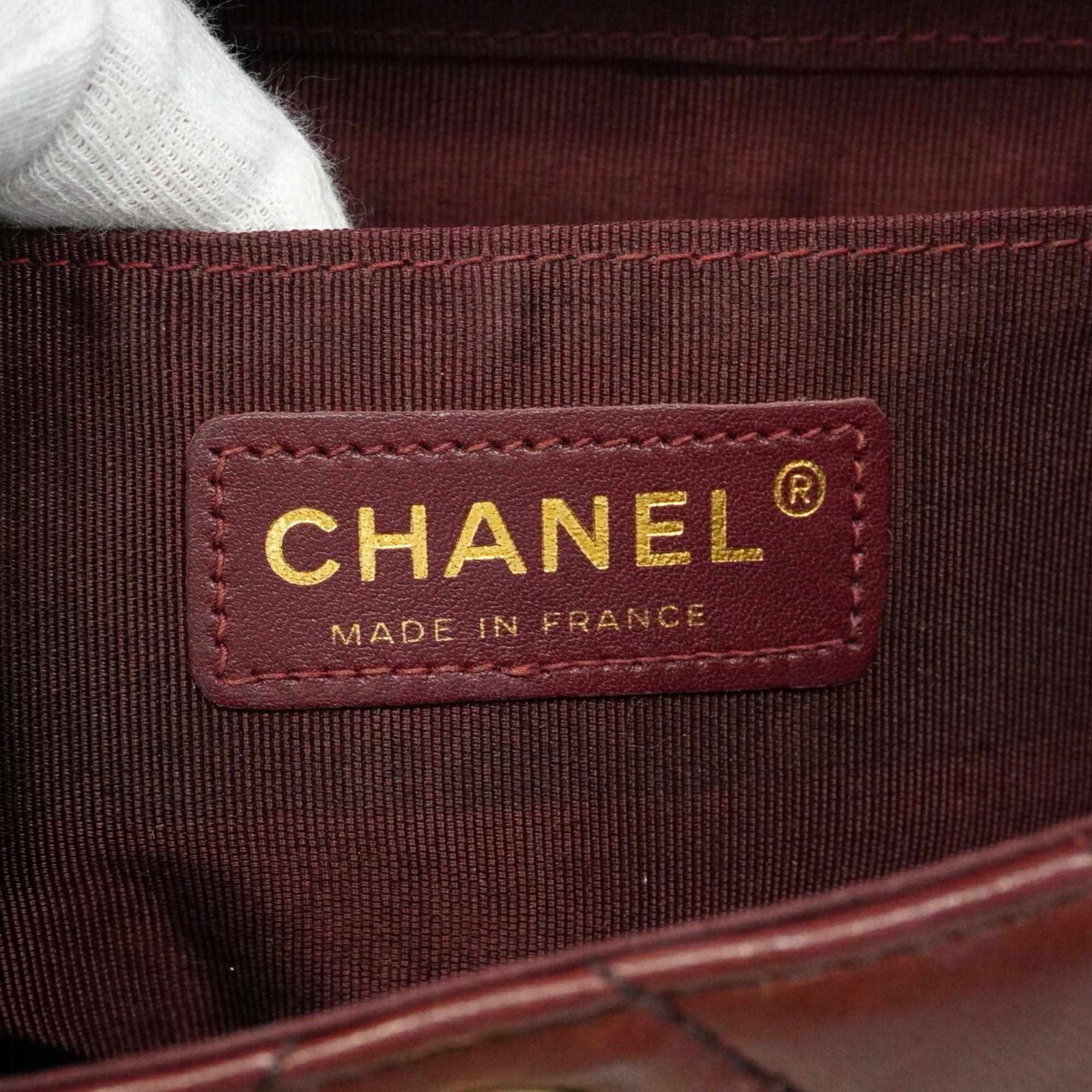 Chanel Dark Brown Leather Shoulder Bag (Pre-Owned)