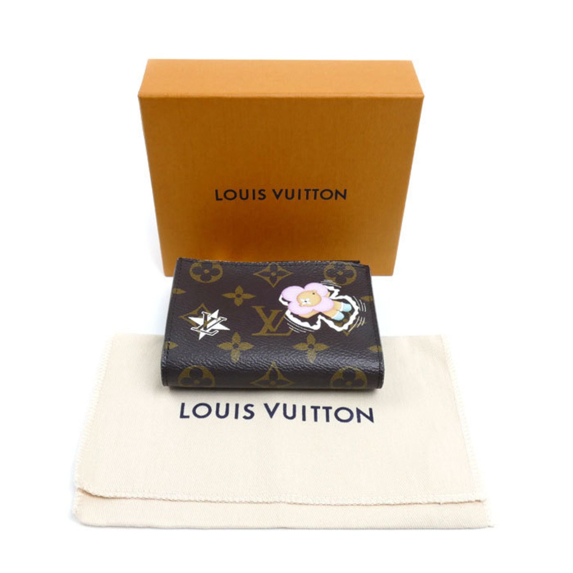 Louis Vuitton Brown Monogram Wallet (Bi-Fold) (Pre-Owned)