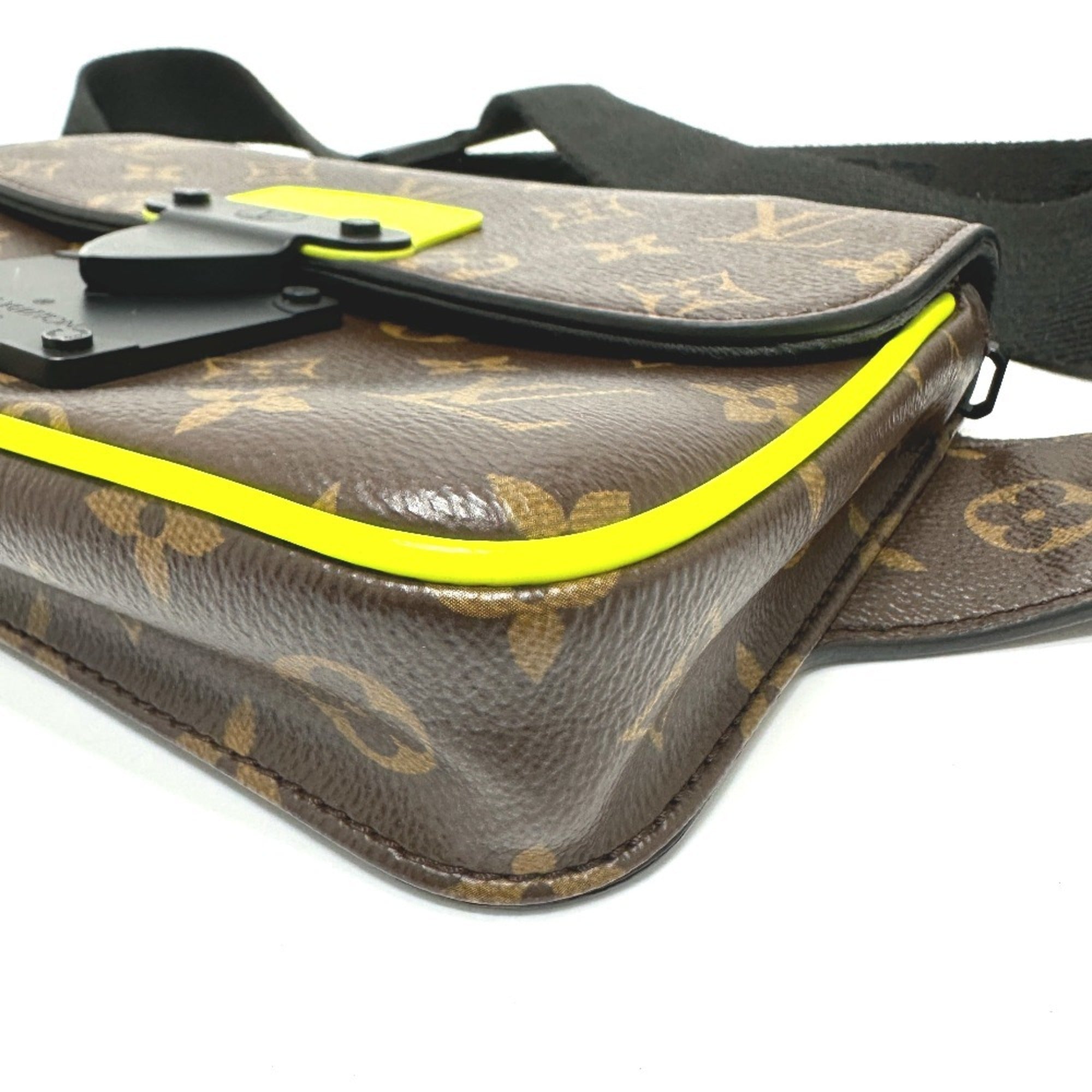 Louis Vuitton Monogram Brown Monogram Fanny Pack Shoulder Bag (Pre-Owned)