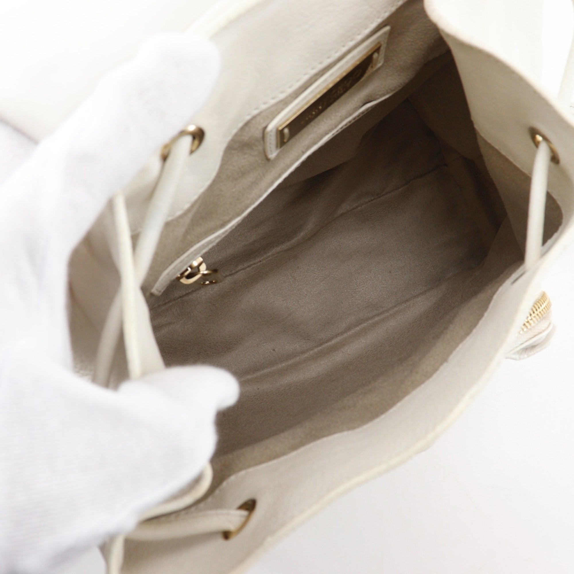 Jimmy Choo White Leather Handbag (Pre-Owned)