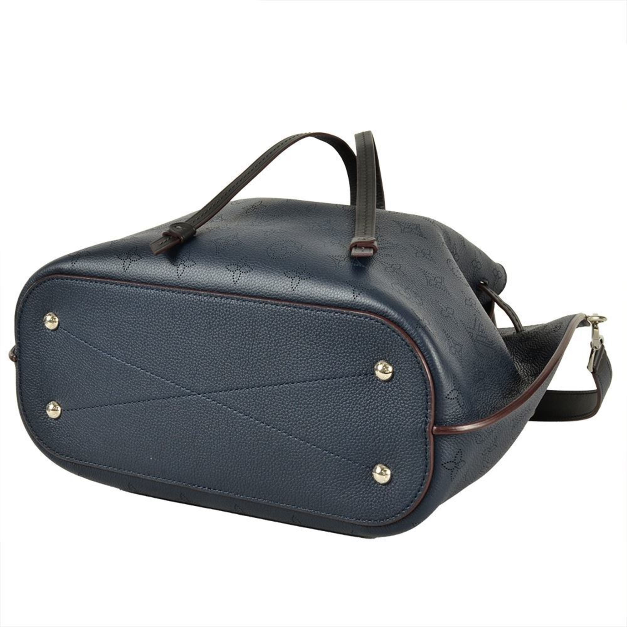 Louis Vuitton Navy Navy Blue Mahina Leather Shoulder Bag (Pre-Owned)