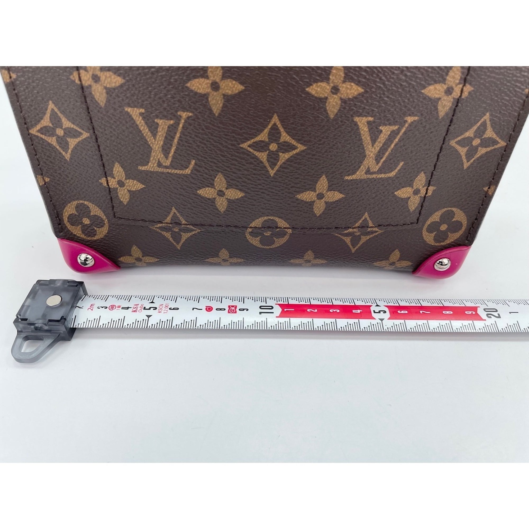 Louis Vuitton Multi-Color Pochette Shoulder Bag (Pre-Owned)