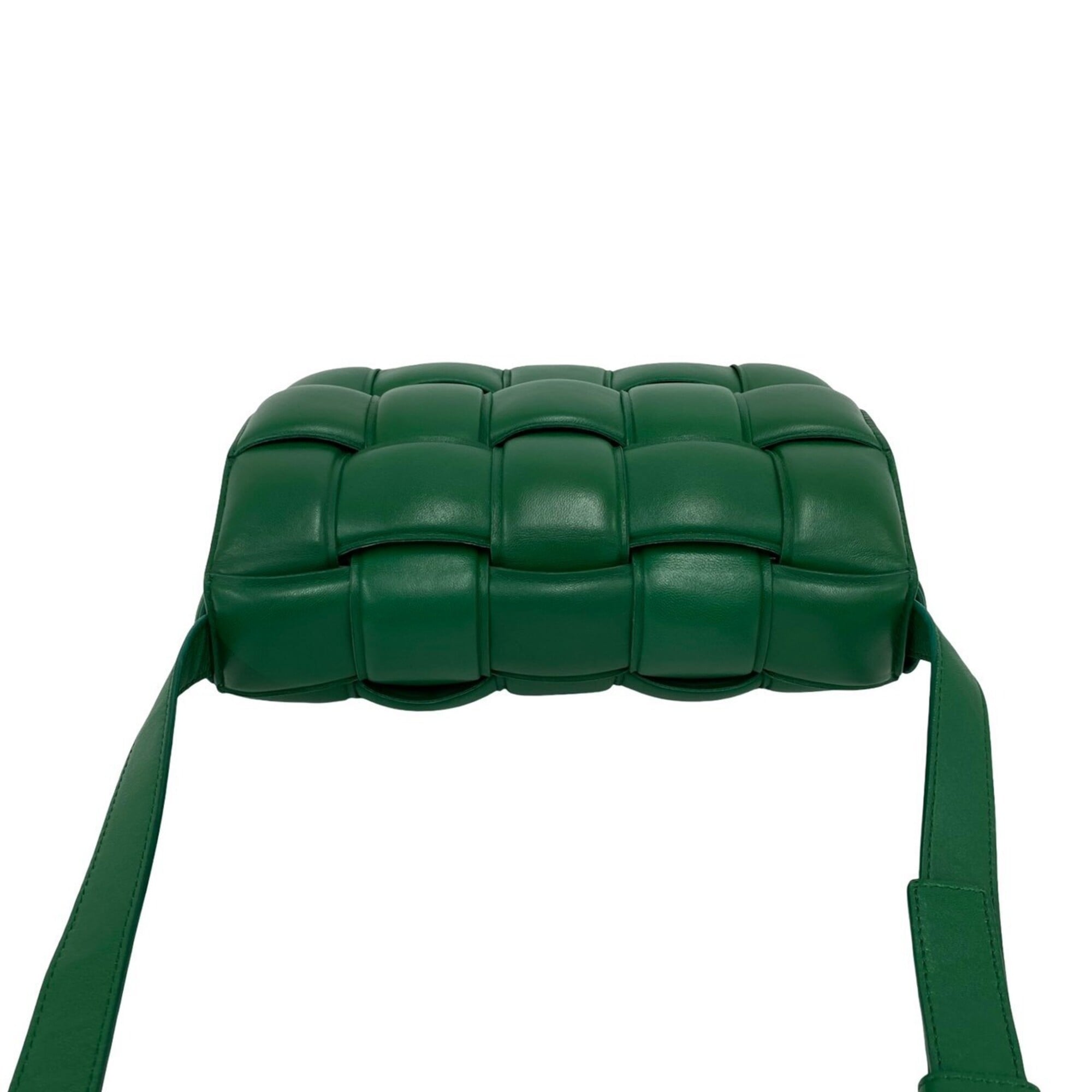 Bottega Veneta Green Leather Pochette Shoulder Bag (Pre-Owned)
