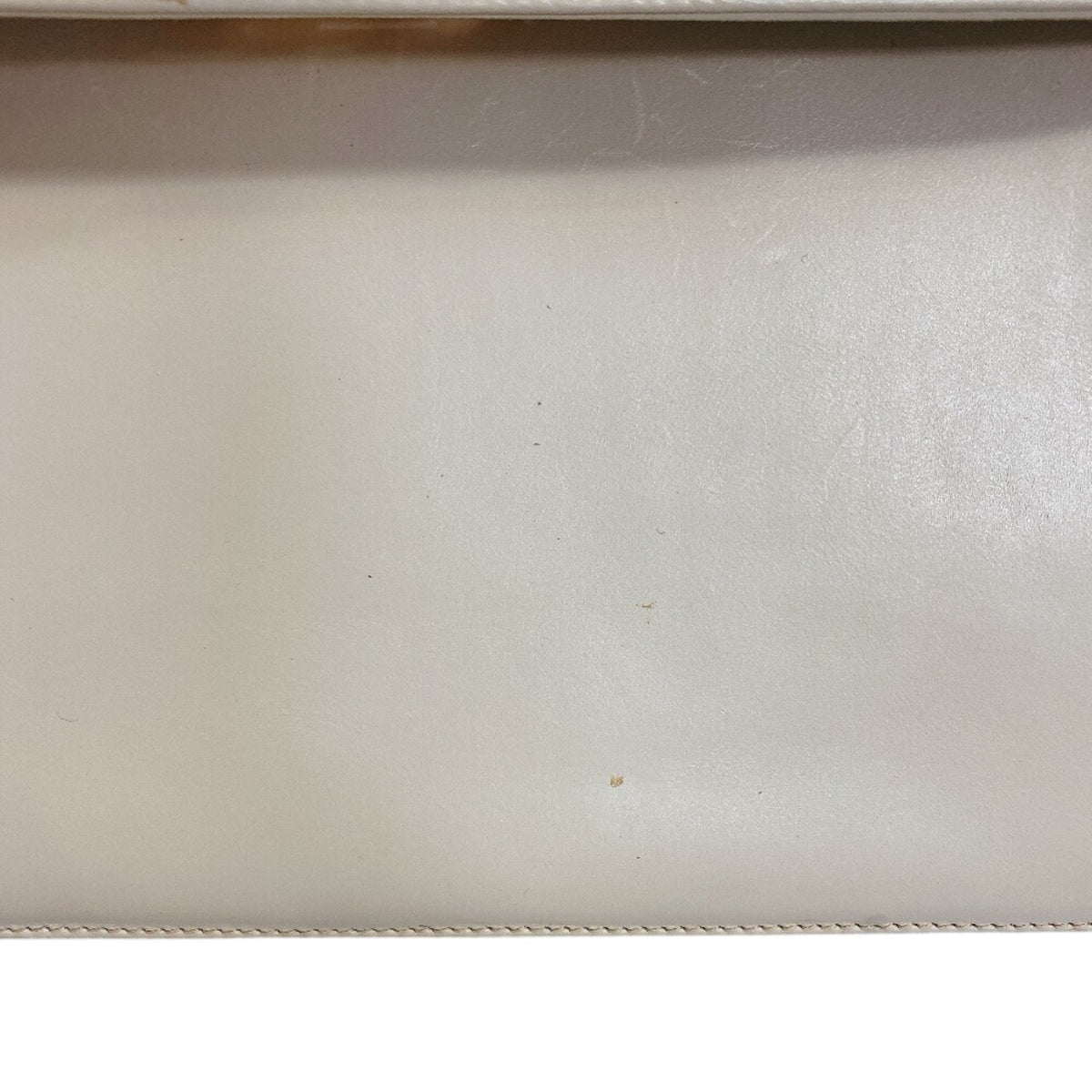Salvatore Ferragamo Ivory White Leather Shoulder Bag (Pre-Owned)