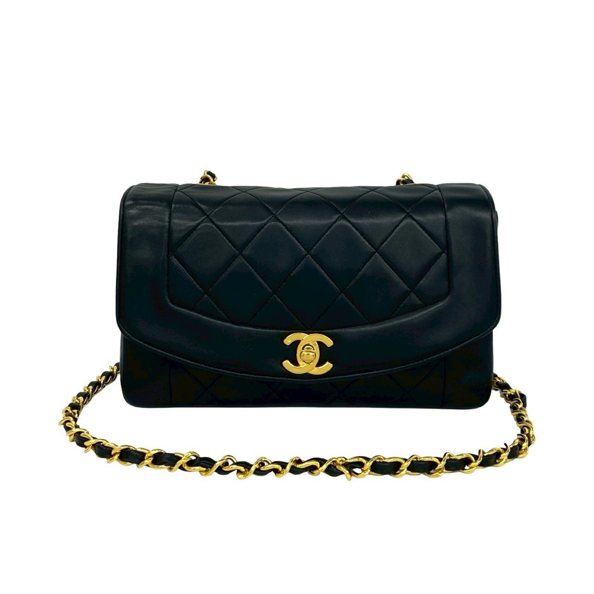 Chanel Black Leather Shoulder Bag (Pre-Owned)