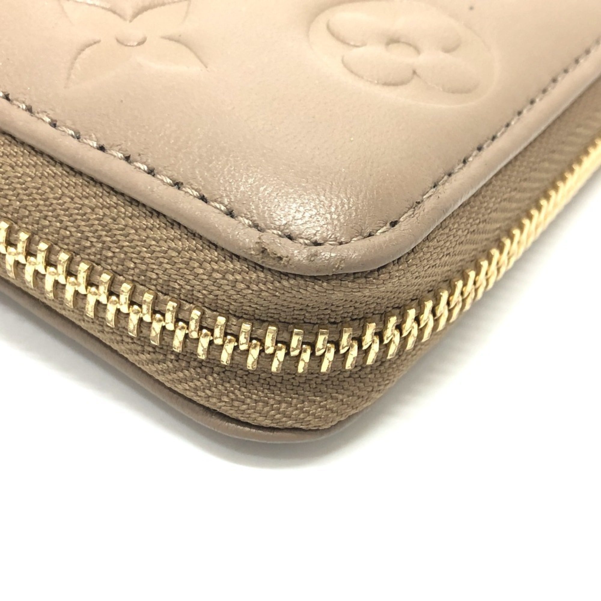 Louis Vuitton Beige Leather Long Wallet (Bi-Fold) (Pre-Owned)