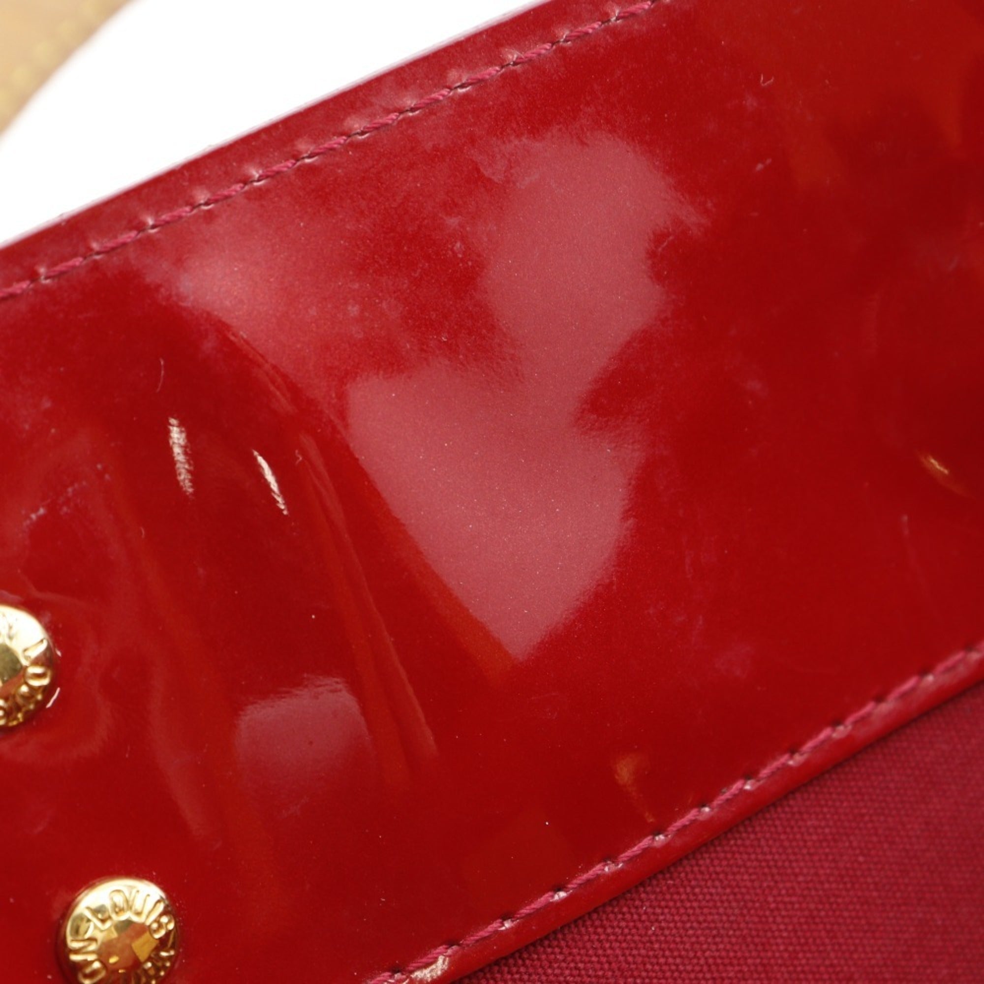 Louis Vuitton Pomme D'amour Red Color Monogram Vernis Handbag (Pre-Owned)