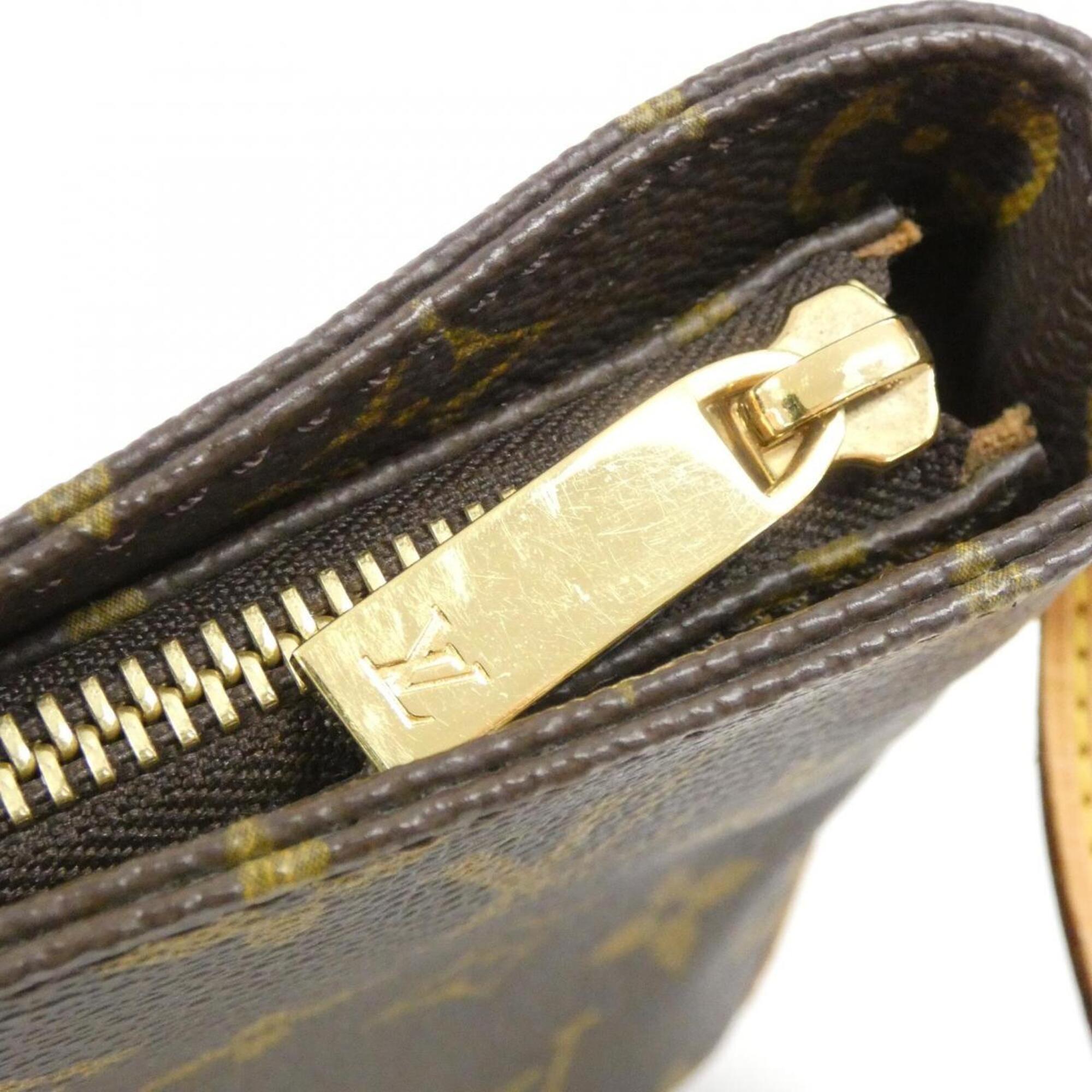 Louis Vuitton Marron Coated Canvas Shoulder Bag (Pre-Owned)
