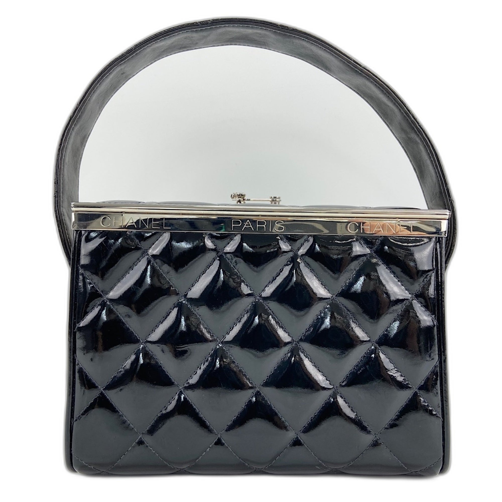 Chanel Matelasse Black Leather Handbag (Pre-Owned)