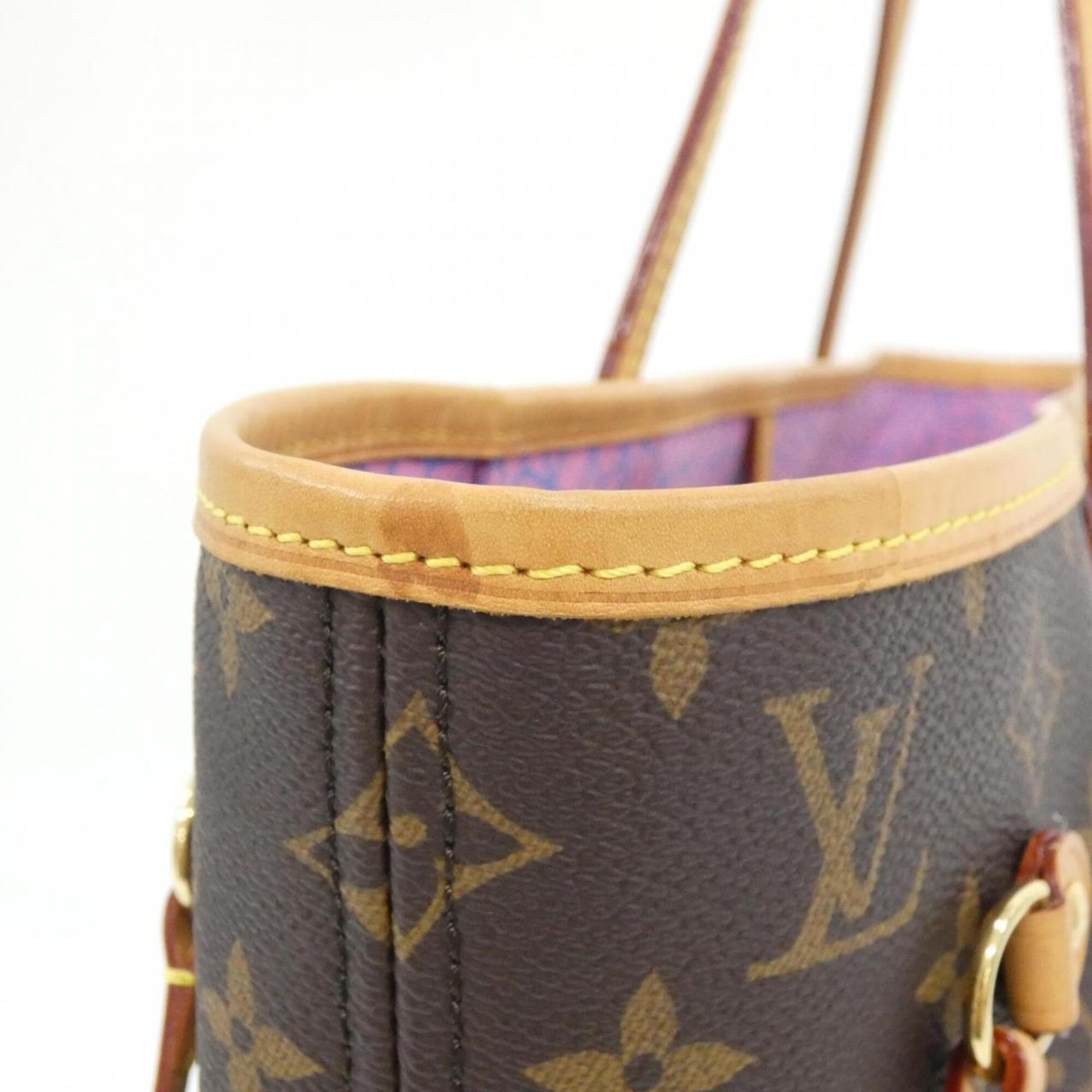 Louis Vuitton Marron Coated Canvas Handbag Pouch (Pre-Owned)