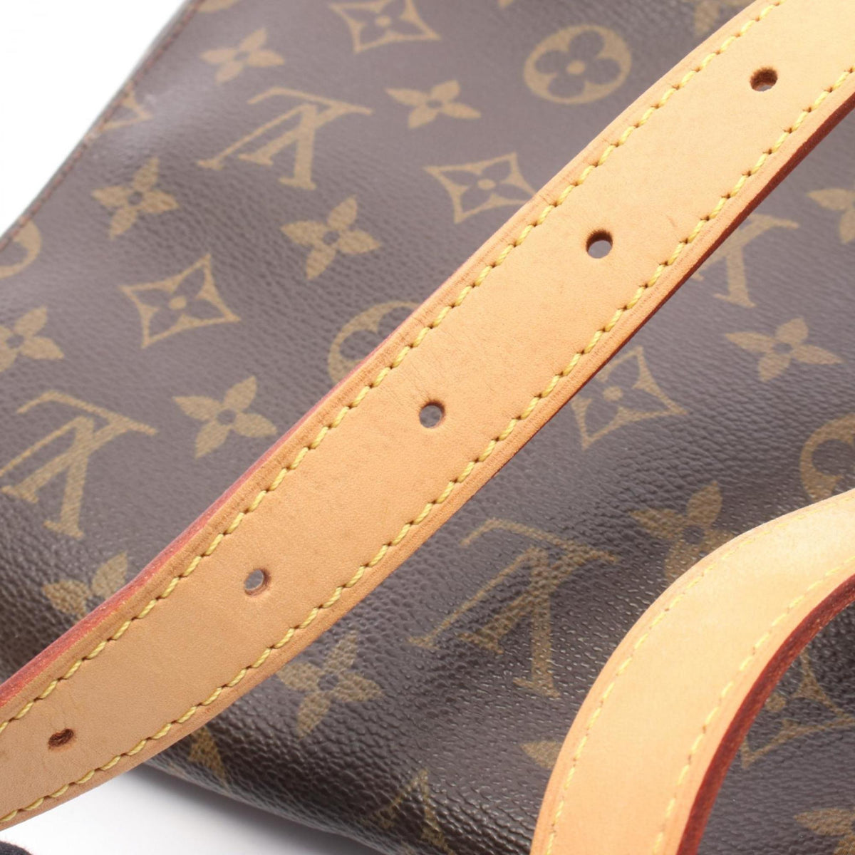 Louis Vuitton Brown Monogram Leather Shoulder Bag (Pre-Owned)