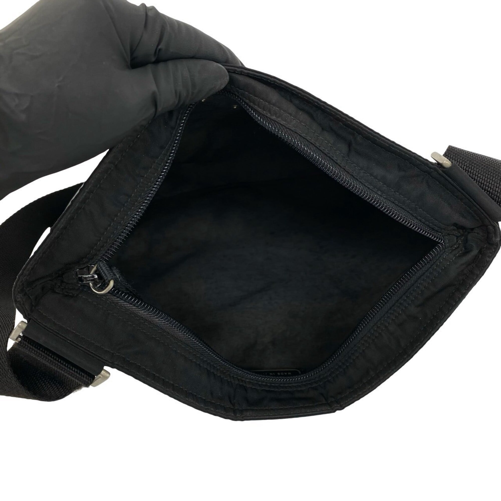 Prada Black Nylon Pochette Shoulder Bag (Pre-Owned)