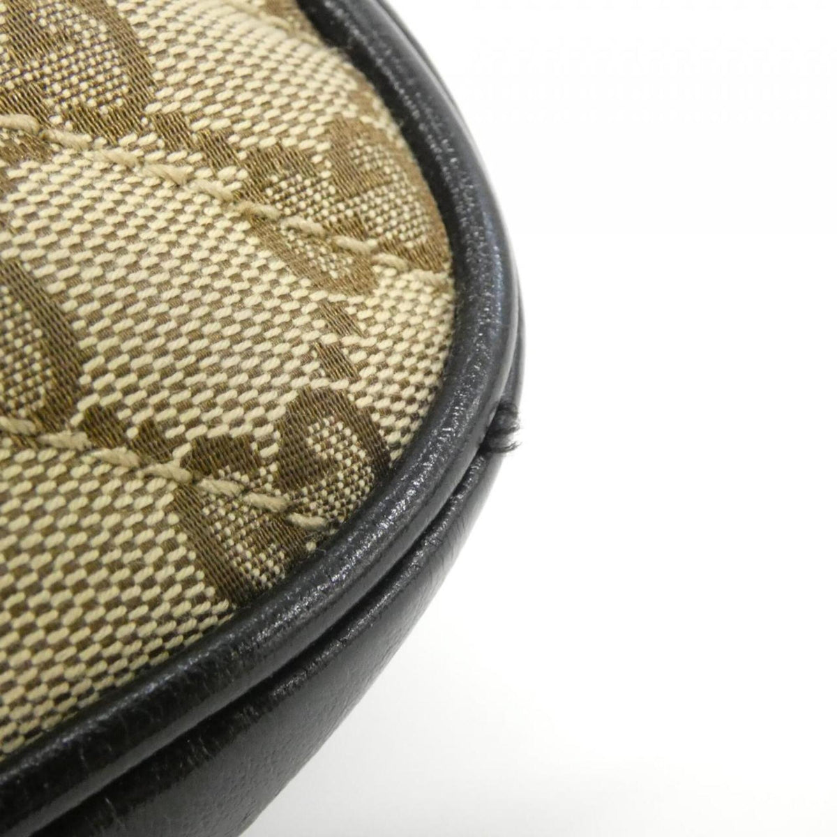 Gucci Beige Black Gg Canvas Leather Shoulder Bag (Pre-Owned)