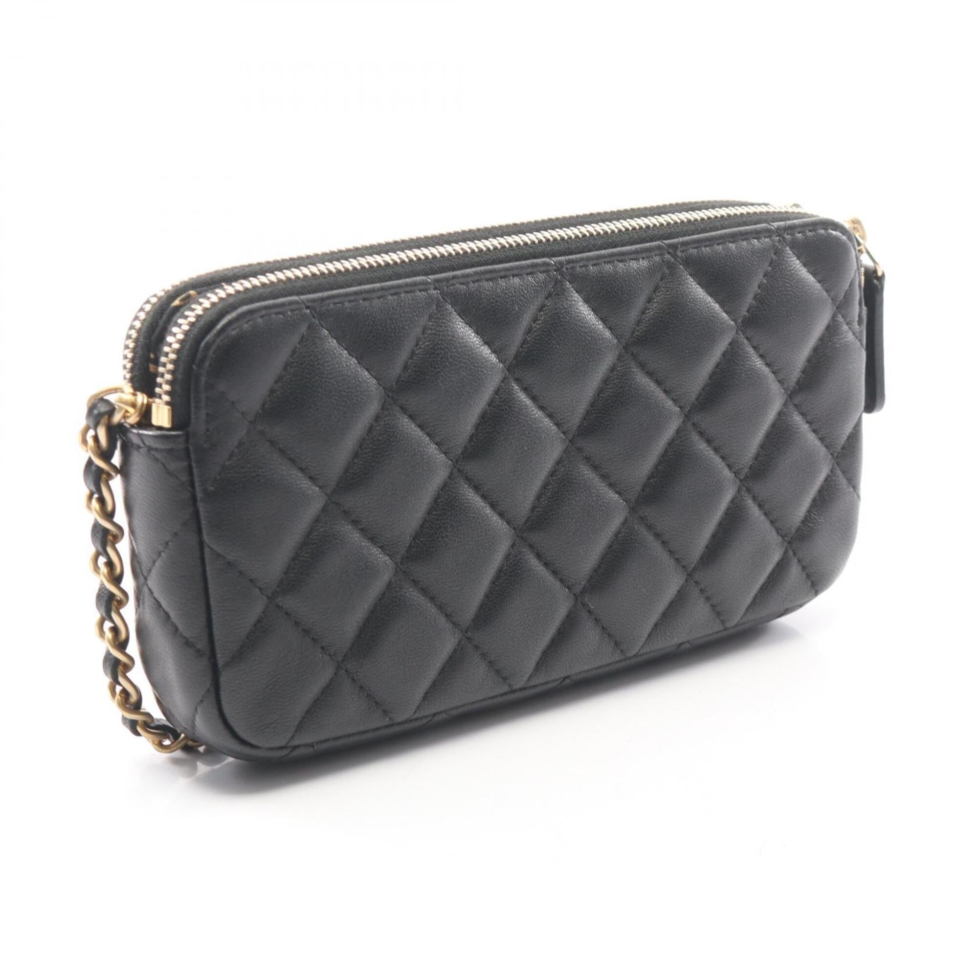 Chanel Black Leather Handbag Shoulder Bag (Pre-Owned)