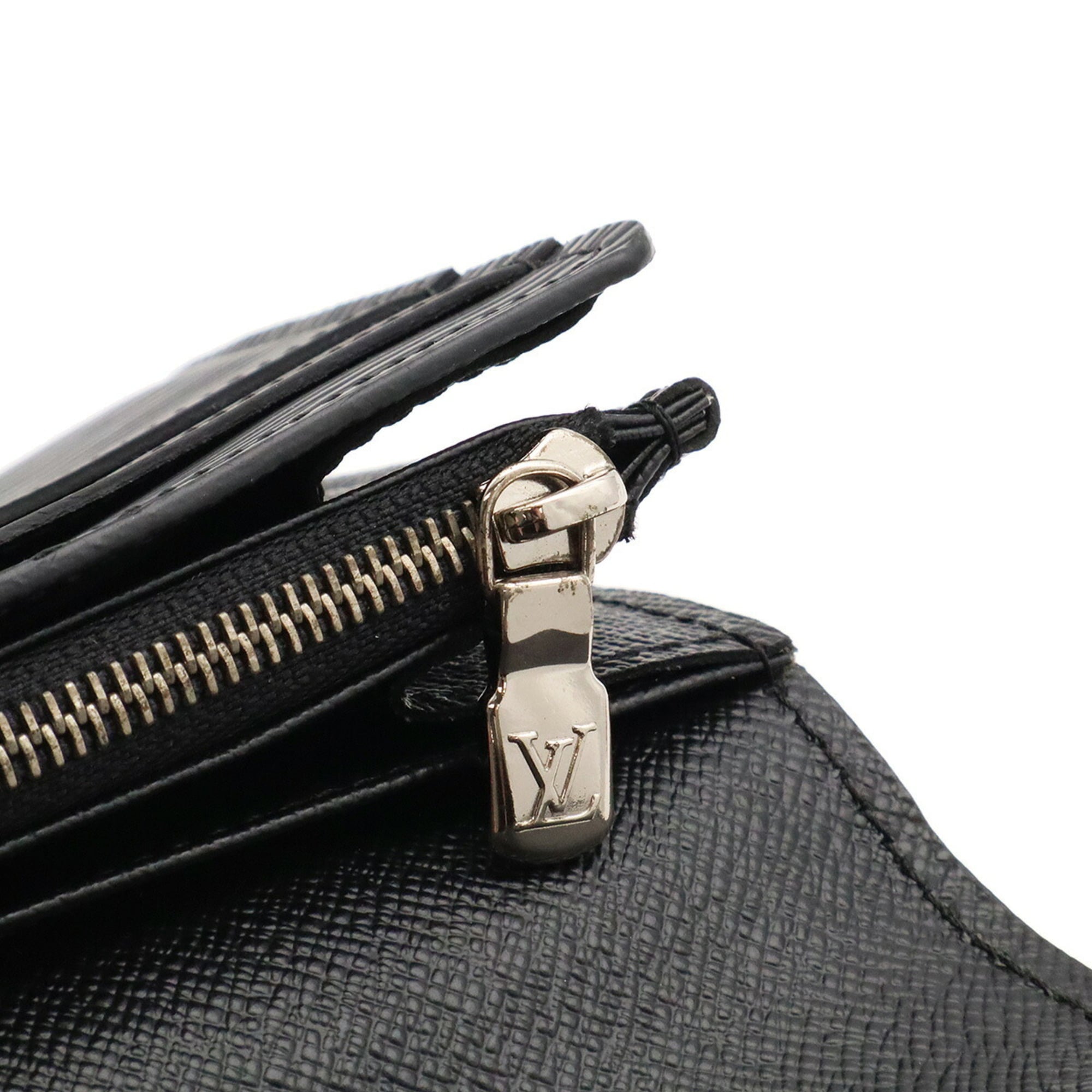 Louis Vuitton Black Noir Epi Leather Long Wallet (Bi-Fold) (Pre-Owned)