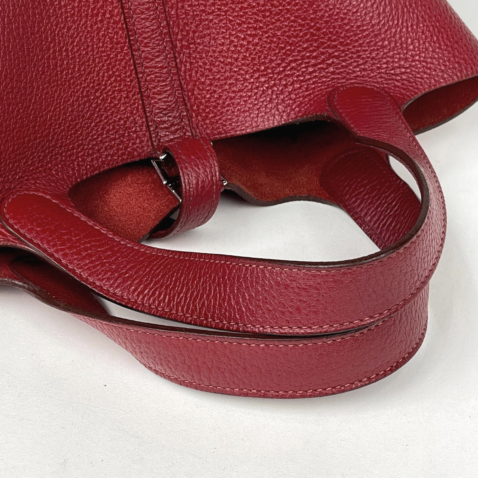 Hermes Rouge Garance Togo Leather Handbag (Pre-Owned)
