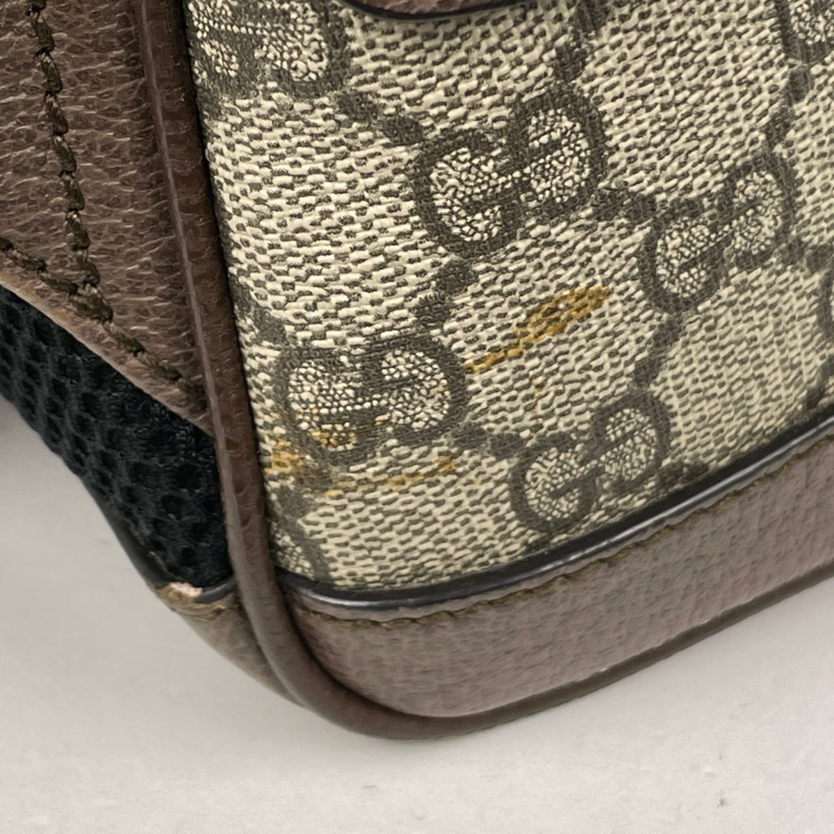 Gucci Beige Gg Supreme Leather Backpack (Pre-Owned)