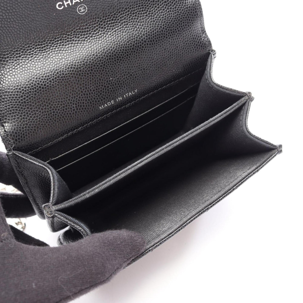 Chanel Black Grained Calfskin Handbag Shoulder Bag (Pre-Owned)