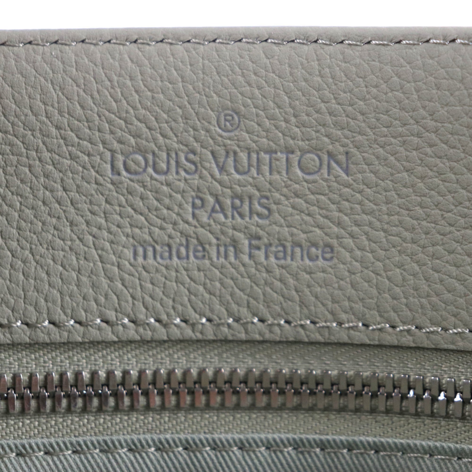 Louis Vuitton Tote Bag (Pre-Owned)