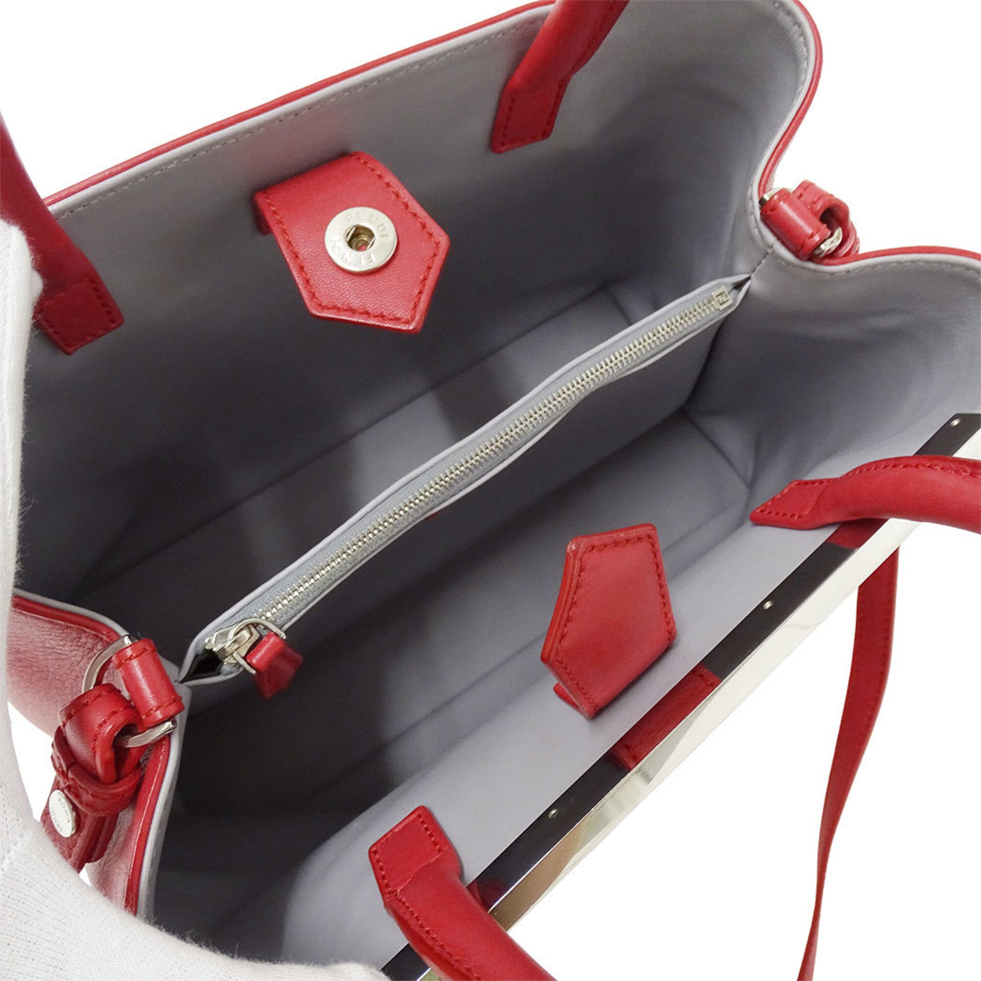 Fendi Red Color Leather Handbag Shoulder Bag (Pre-Owned)