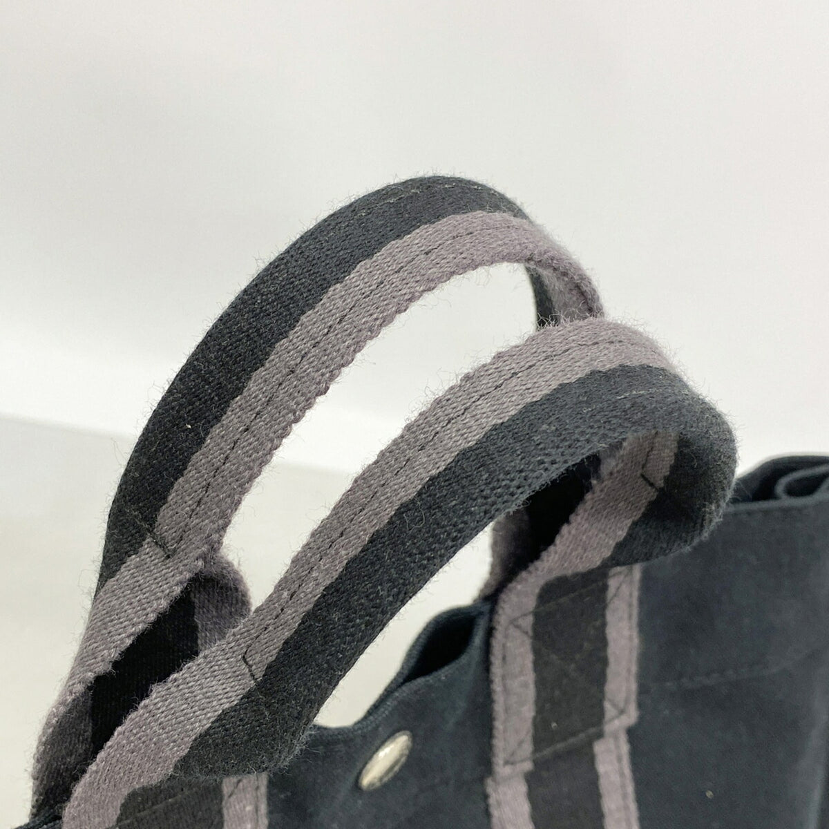 Hermes Black Canvas Handbag (Pre-Owned)