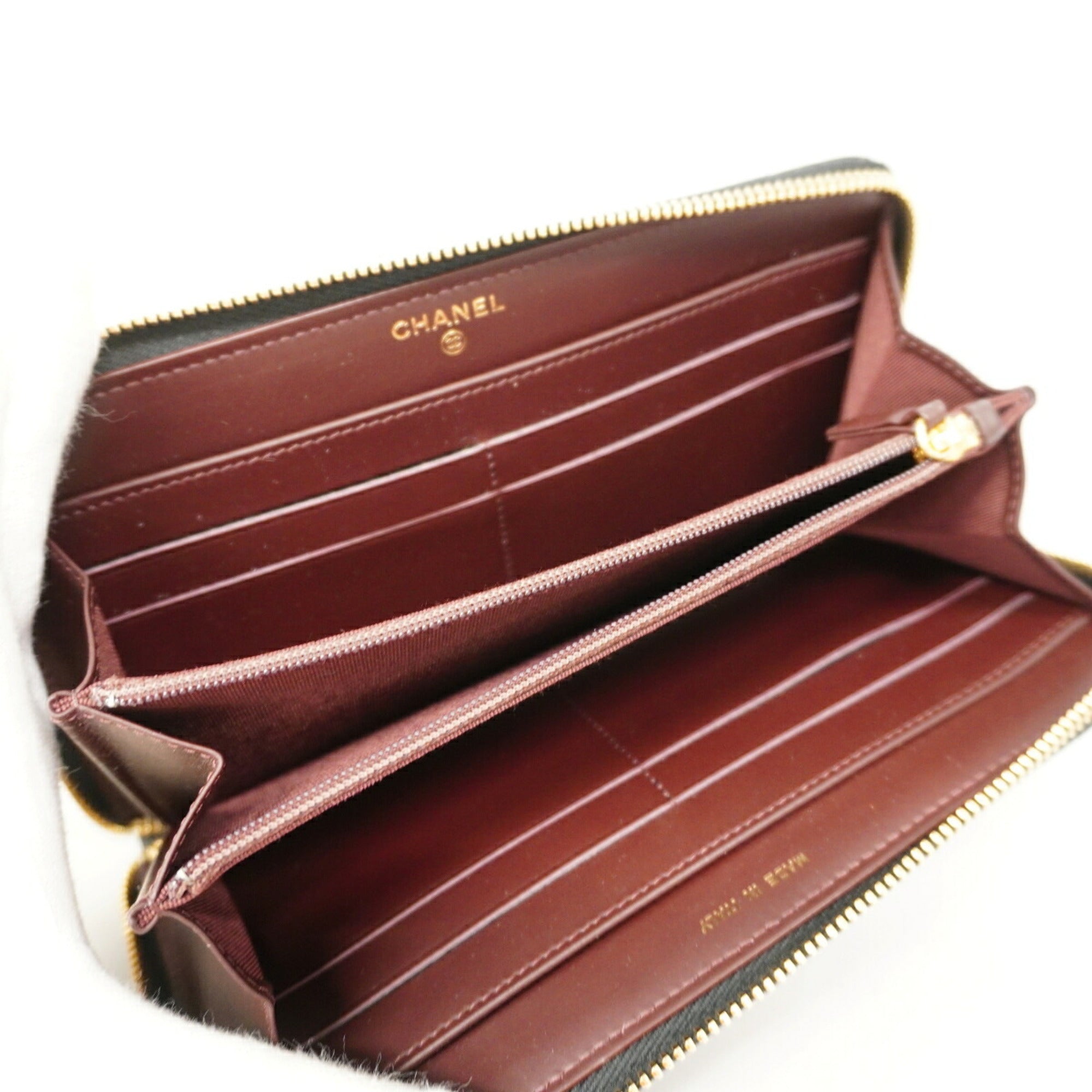 Chanel Black Grained Calfskin Long Wallet (Bi-Fold) (Pre-Owned)
