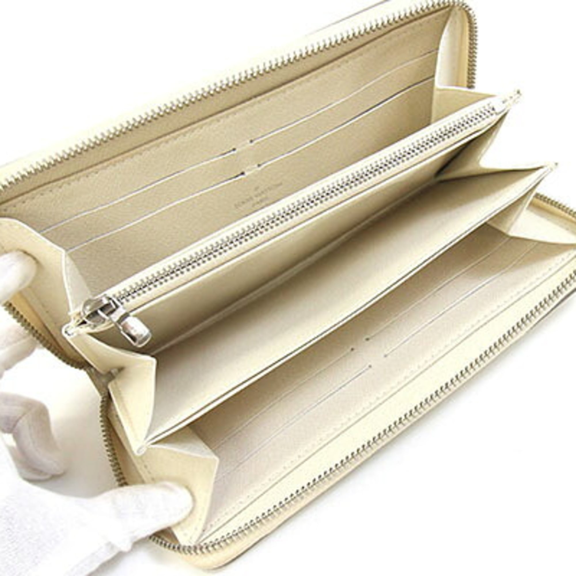 Louis Vuitton Lv Off White Off-White Epi Leather Long Wallet (Bi-Fold) (Pre-Owned)
