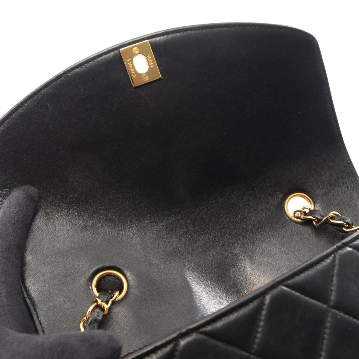 Chanel Black Handbag Shoulder Bag (Pre-Owned)