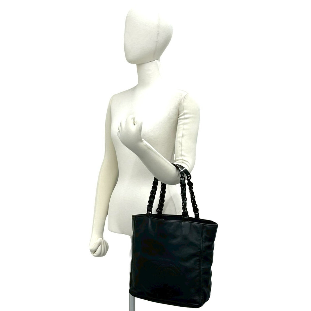 Chanel Black Leather Plastic Handbag (Pre-Owned)