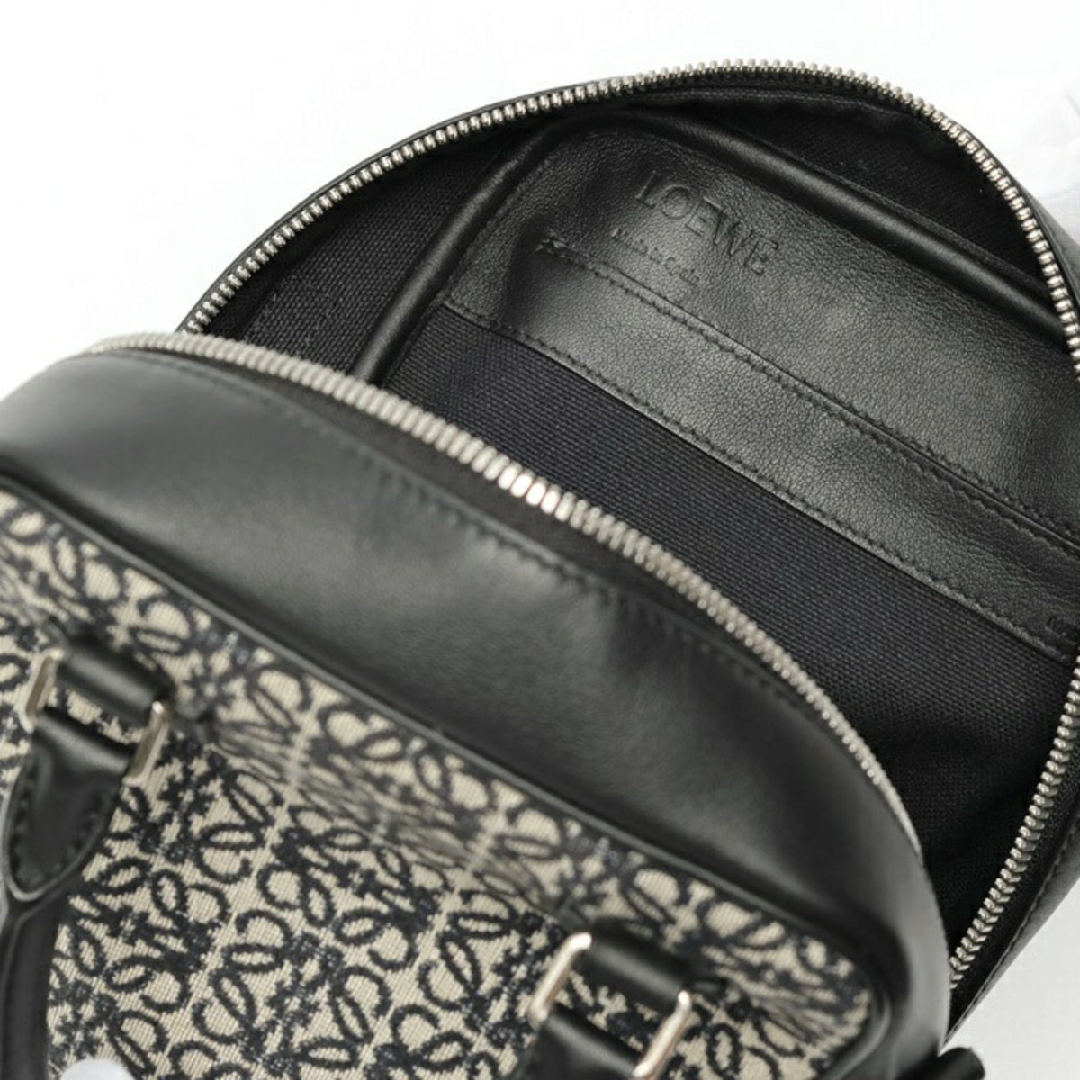 Loewe Amazona Navy Black Jacquard Leather Handbag Shoulder Bag (Pre-Owned)