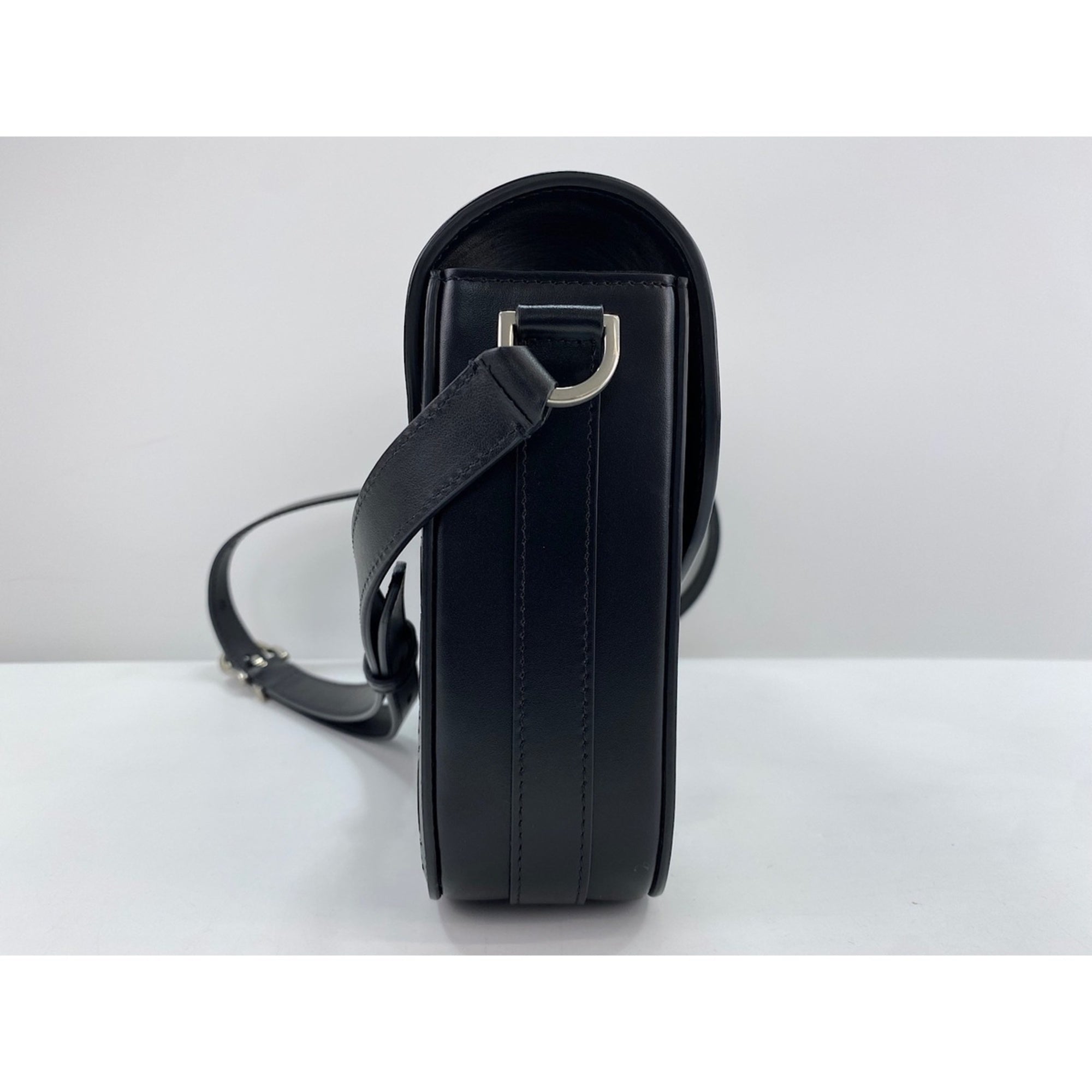 Christian Dior Black Shoulder Bag (Pre-Owned)