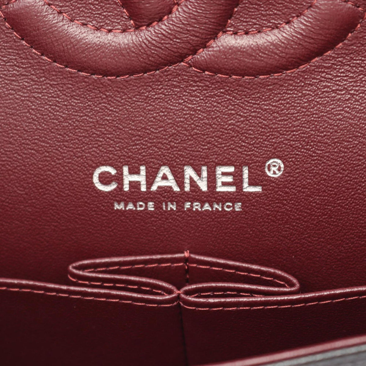 Chanel Black Grained Calfskin Shoulder Bag (Pre-Owned)