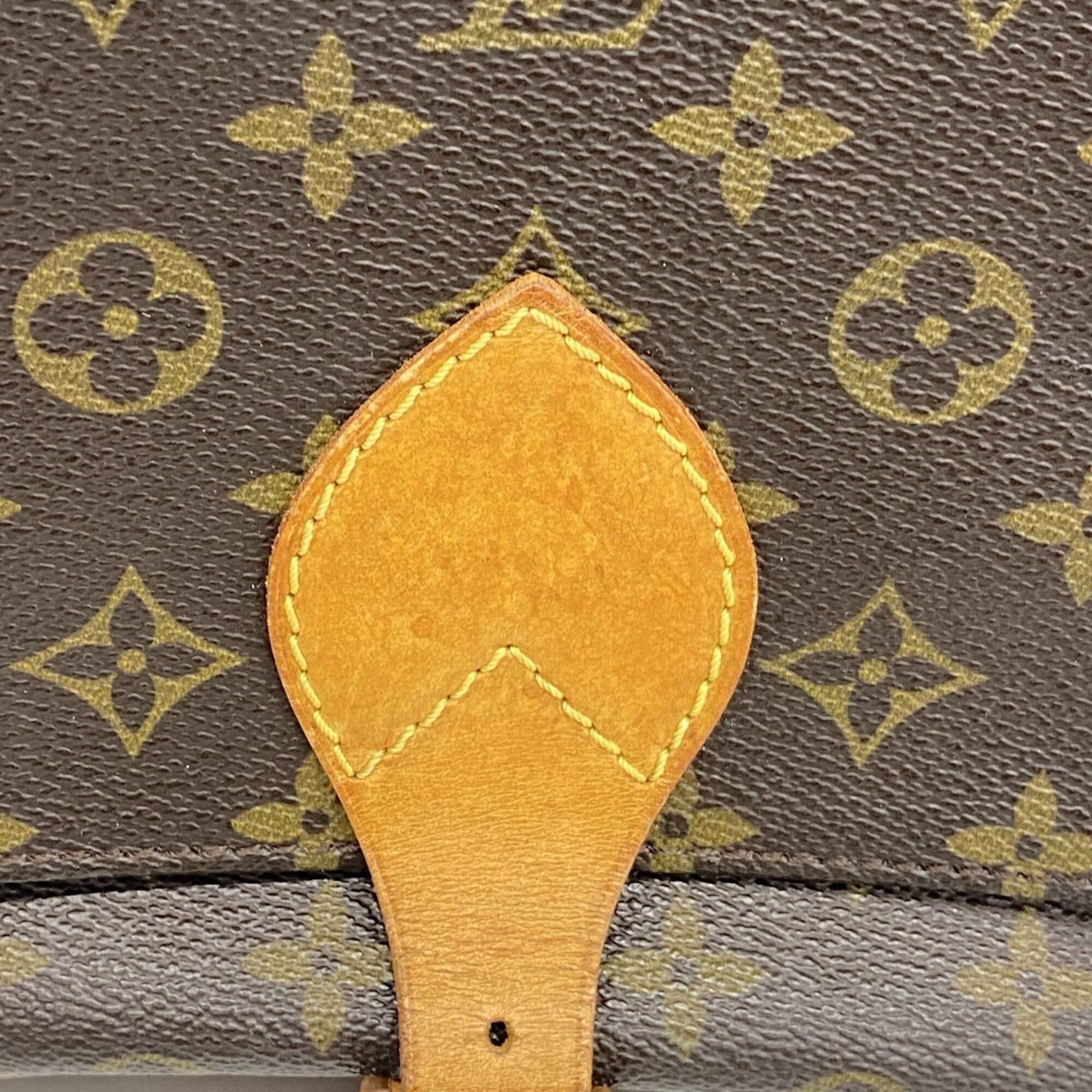 Louis Vuitton Brown Shoulder Bag (Pre-Owned)